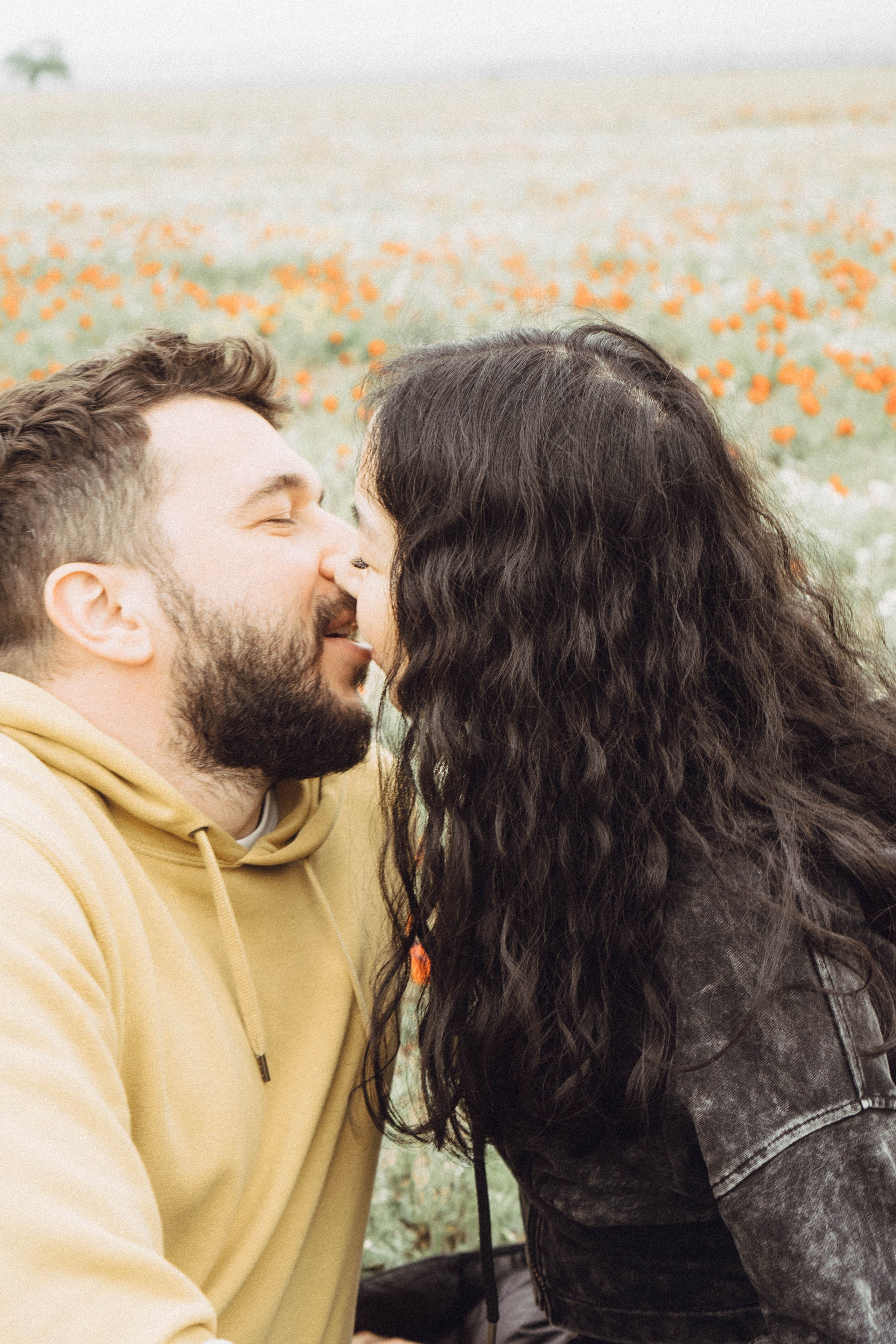 Любовь в маковом поле. Профессиональный фотограф, Санкт-Петербург — Виктория Богомолова
