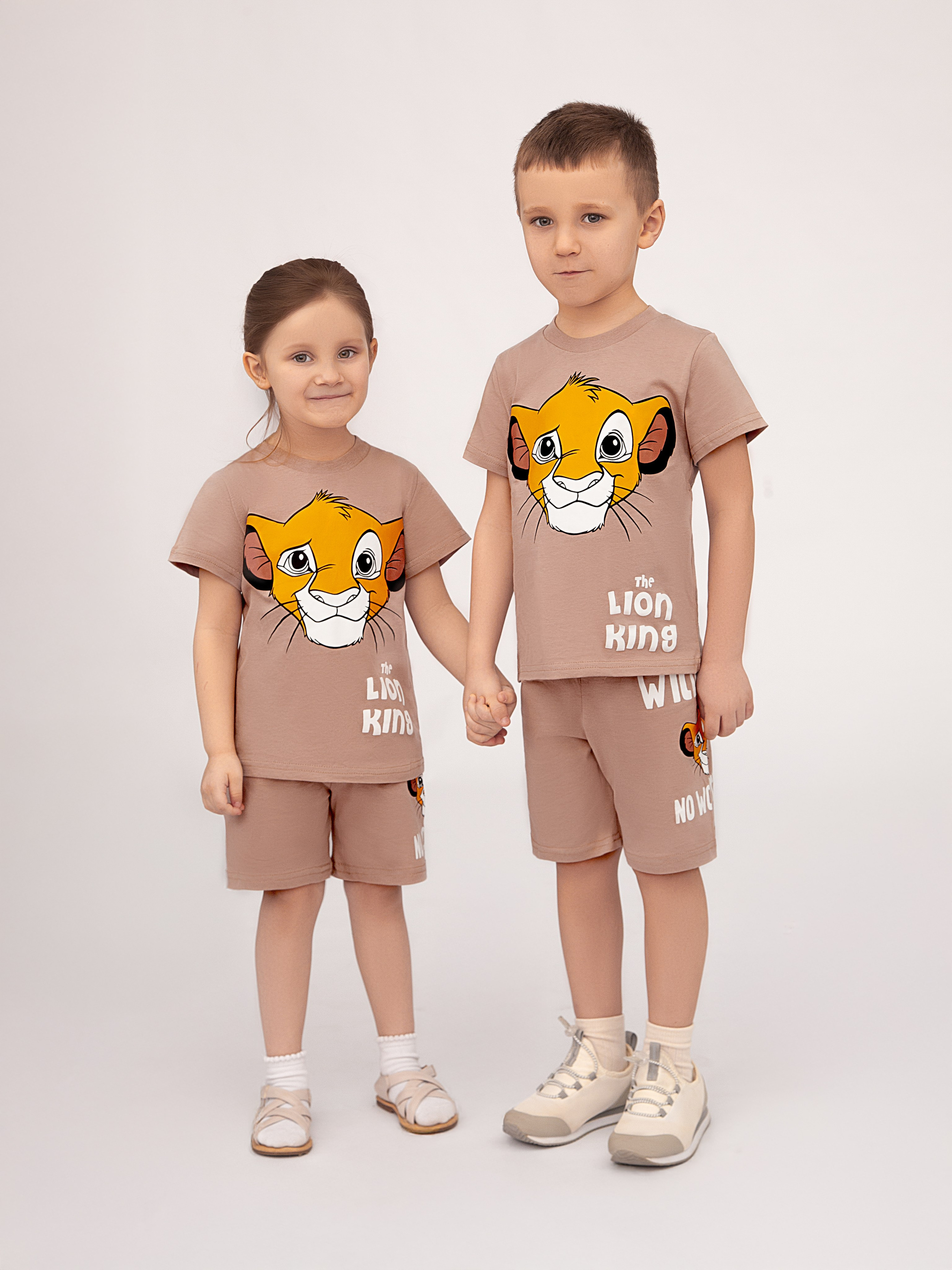 ДЕТСКАЯ ОДЕЖДА. Предметная фотосъемка в Санкт-Петербурге