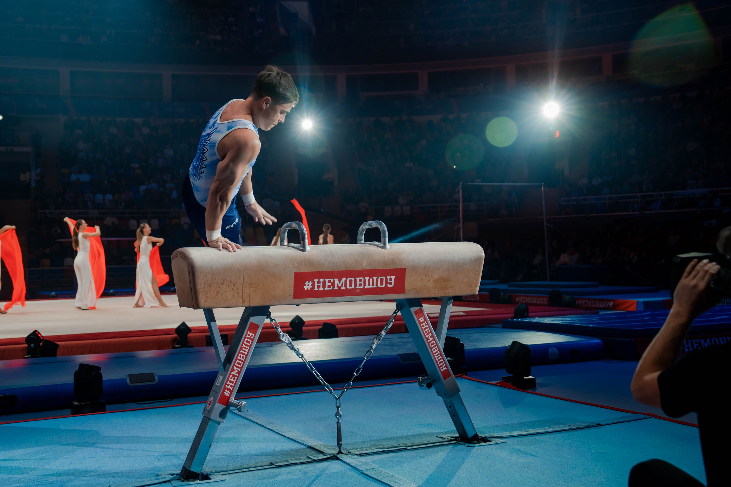 Шоу Алексея Немова 2024. Крамер Юлиана детский и семейный фотограф