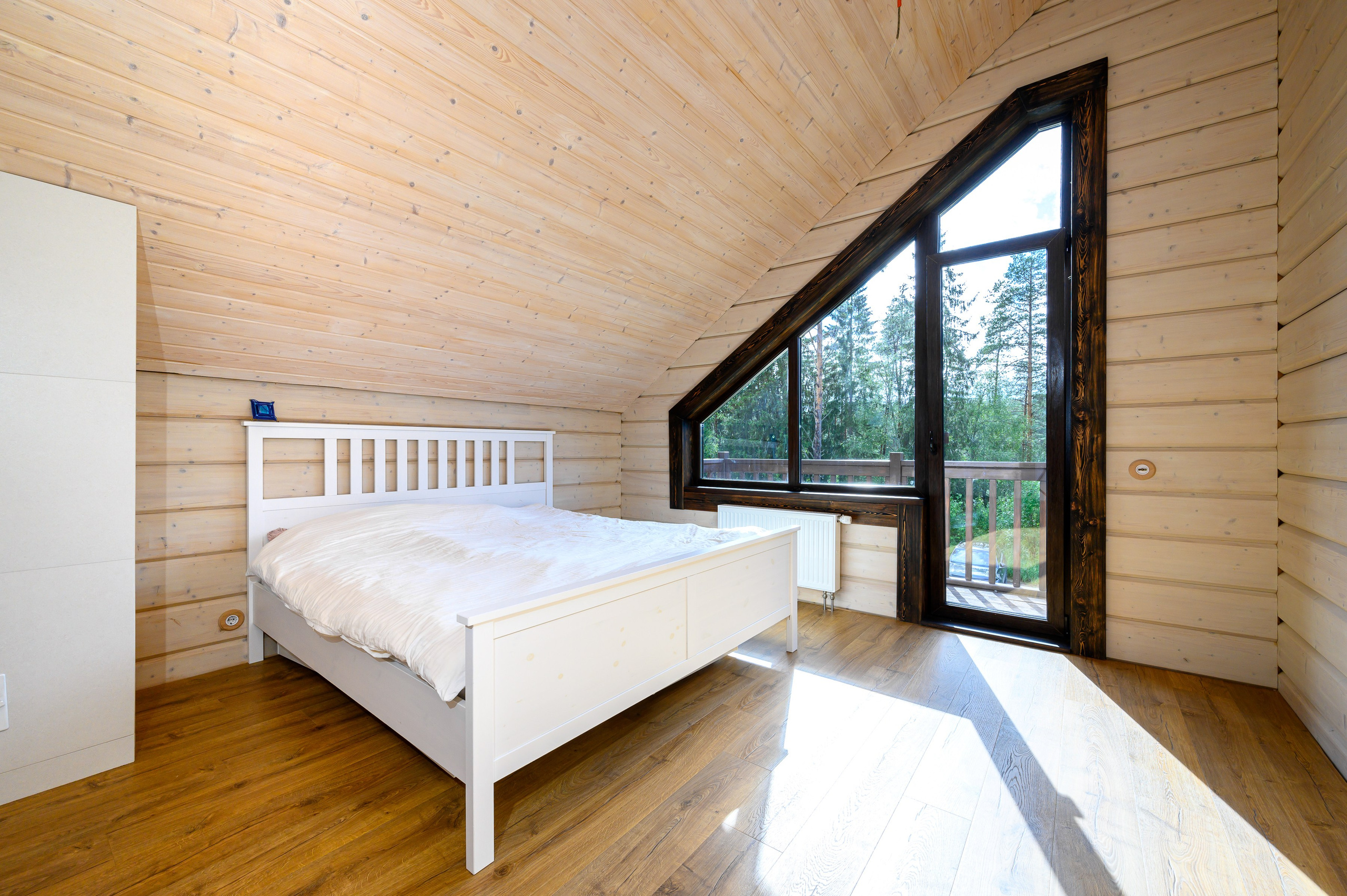 Дом на продажу в Ленинградской области. Интерьерный фотограф. Фото- видеосъемка недвижимости Санкт-Петербург