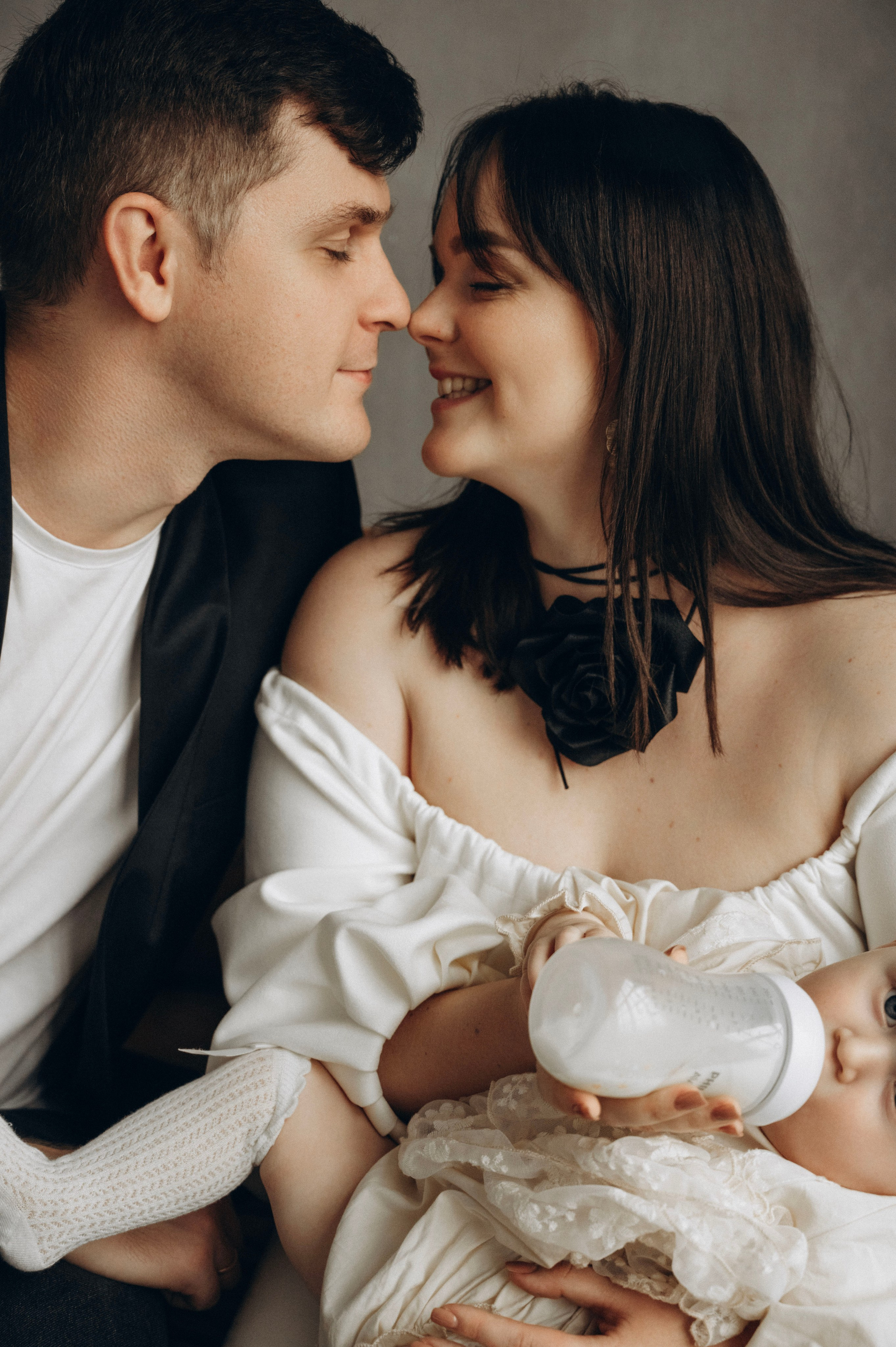 Лина. Профессиональный фотограф беременности в СПБ. Стильные фотосессии беременности в стиле минимализм и классическая фотография