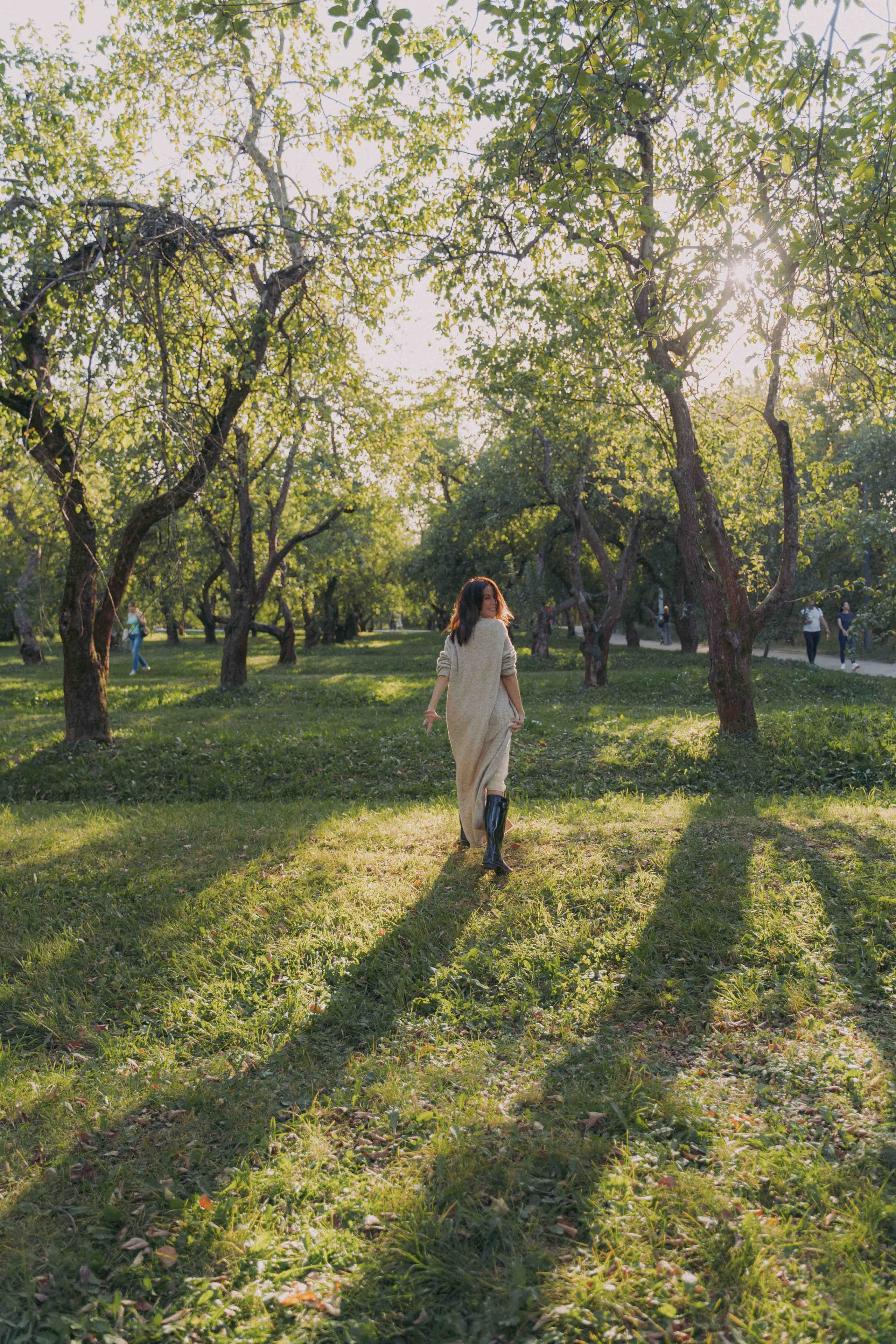 Яблоневый сад и гамак. Фотограф и видеограф в Москве и Абу Даби Мария Кулагина