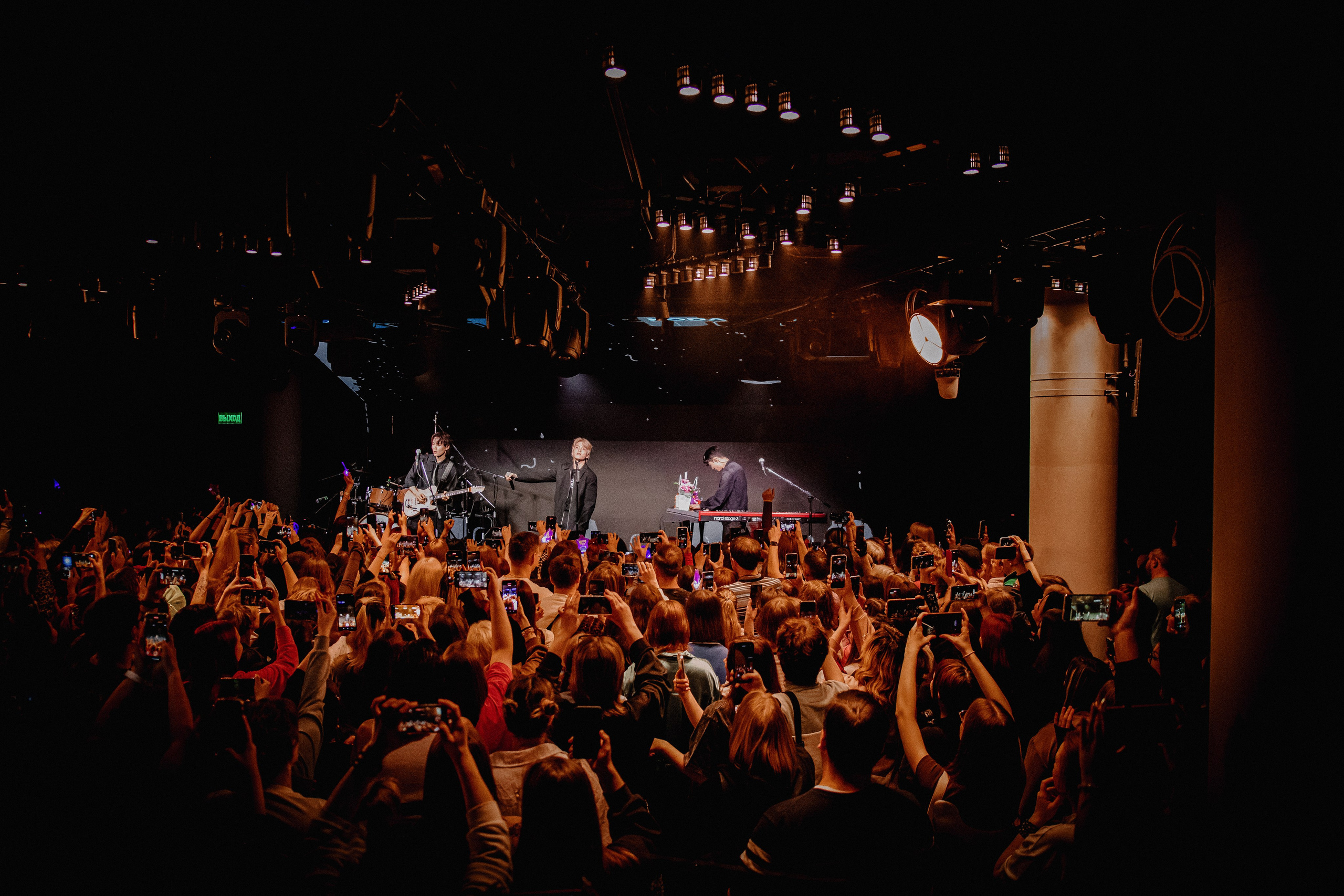 K-pop W24 Teleclub Centr club 04 / 2025. ФОТОГРАФ ЕКАТЕРИНБУРГ