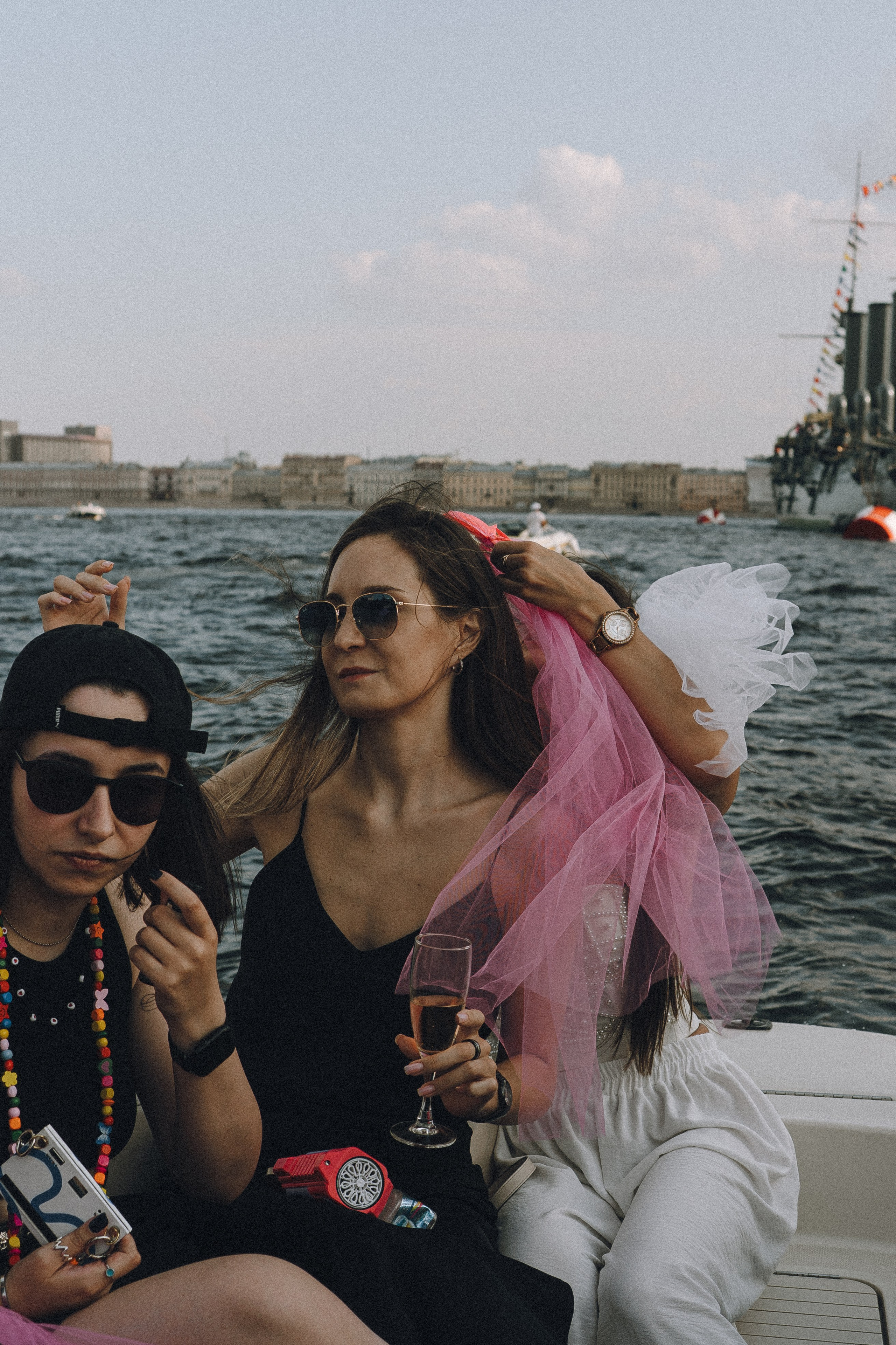ДЕВИЧНИК НА КАТЕРЕ. Профессиональный фотограф, Санкт-Петербург — Виктория Богомолова