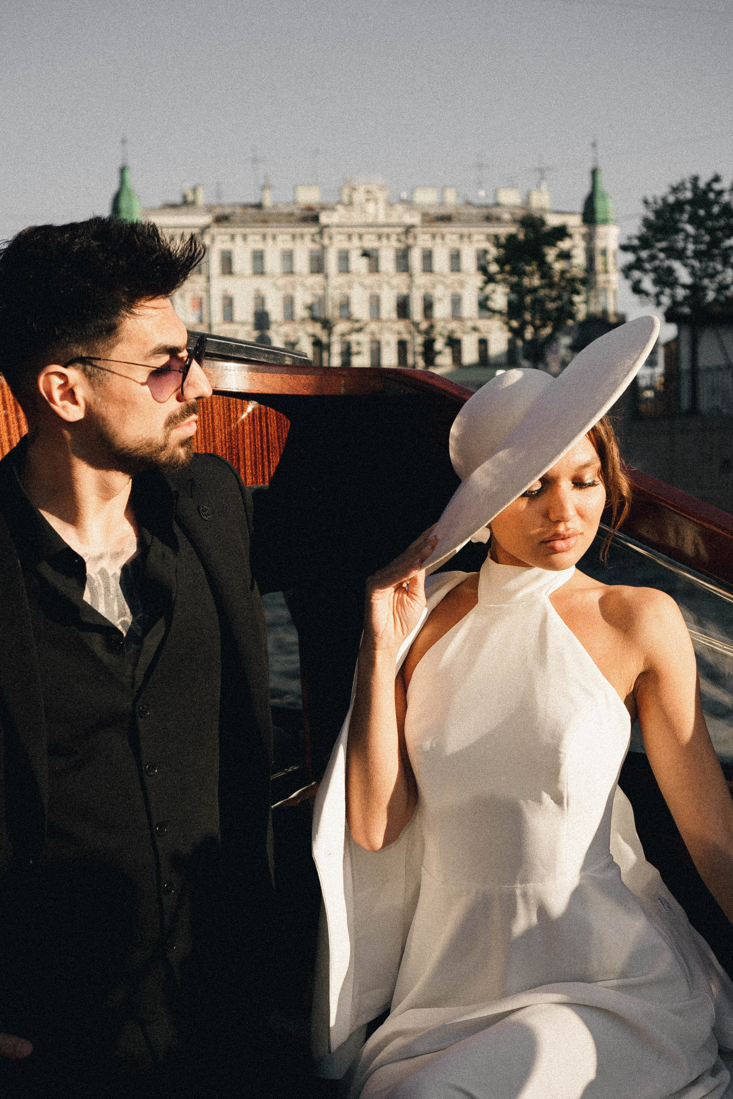 СВАДЕНБНАЯ СЬЕМКА НА КАТЕРЕ ПО КАНАЛАМ САНКТ-ПЕТЕРБУРГА И В АКВАТОРИИ НЕВЫ. Профессиональный фотограф, Санкт-Петербург — Виктория Богомолова