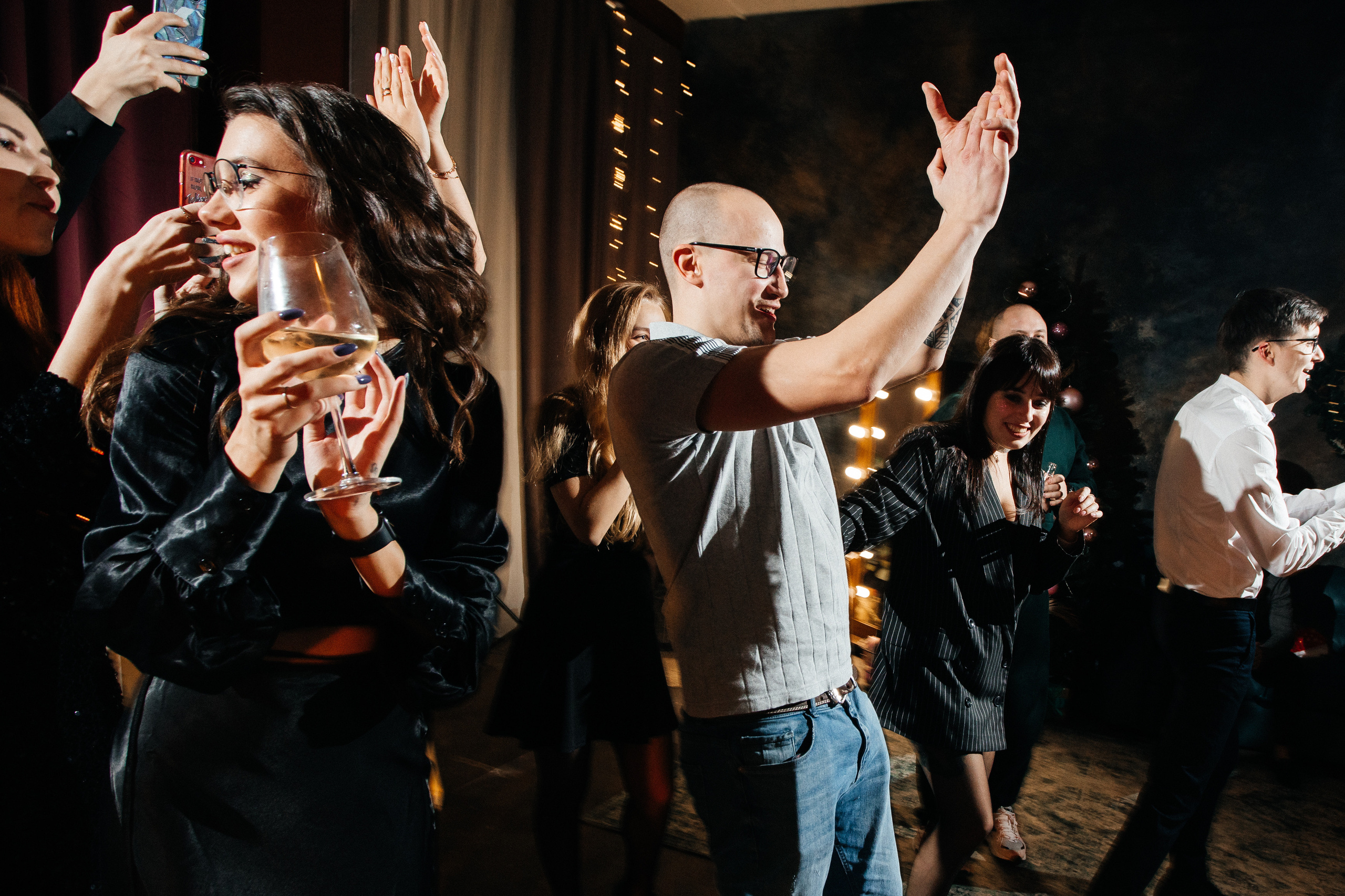 Мы Выжили!. Свадебный фотограф в Ярославле Андрей Перегудов