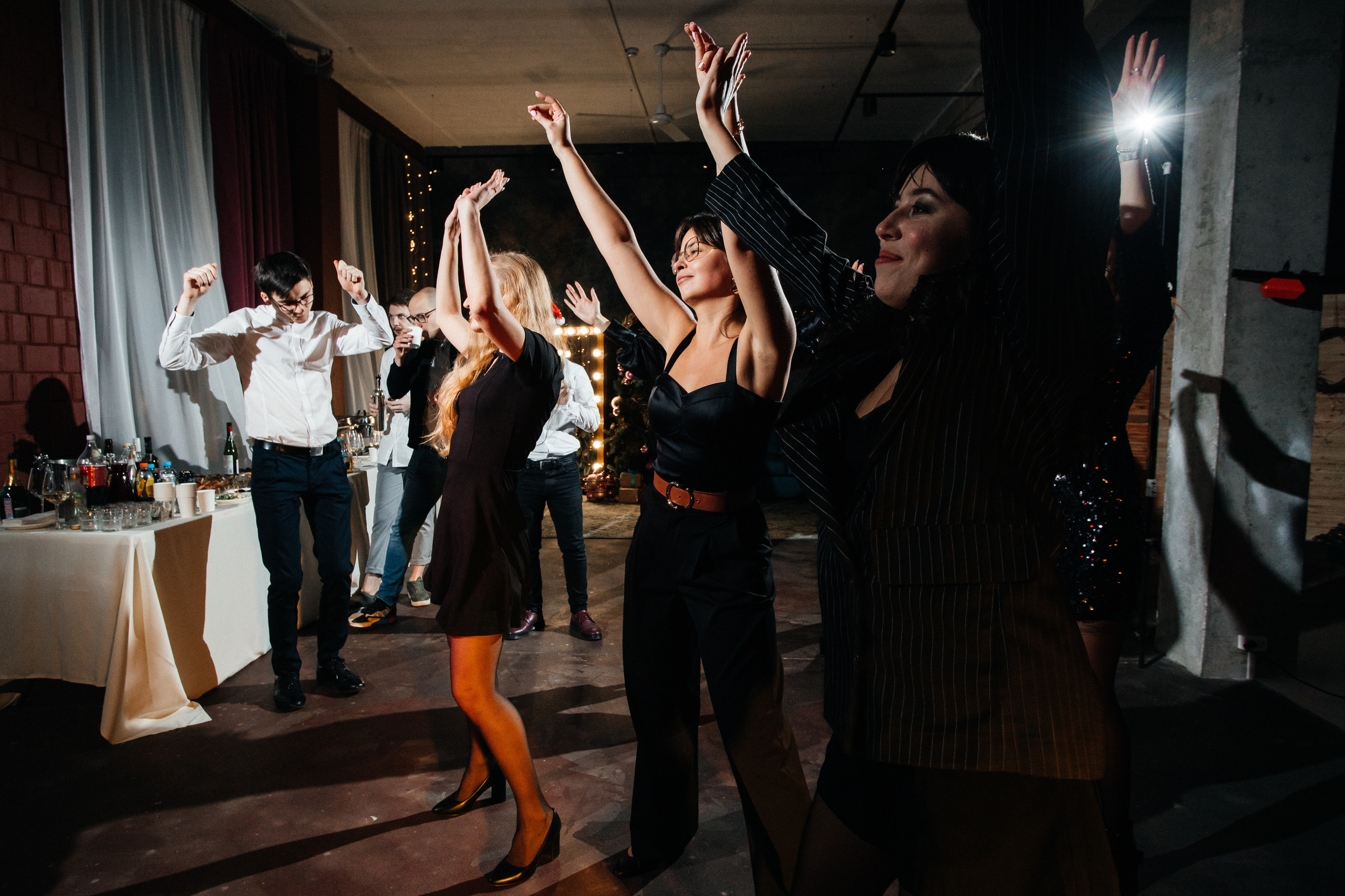 Мы Выжили!. Свадебный фотограф в Ярославле Андрей Перегудов