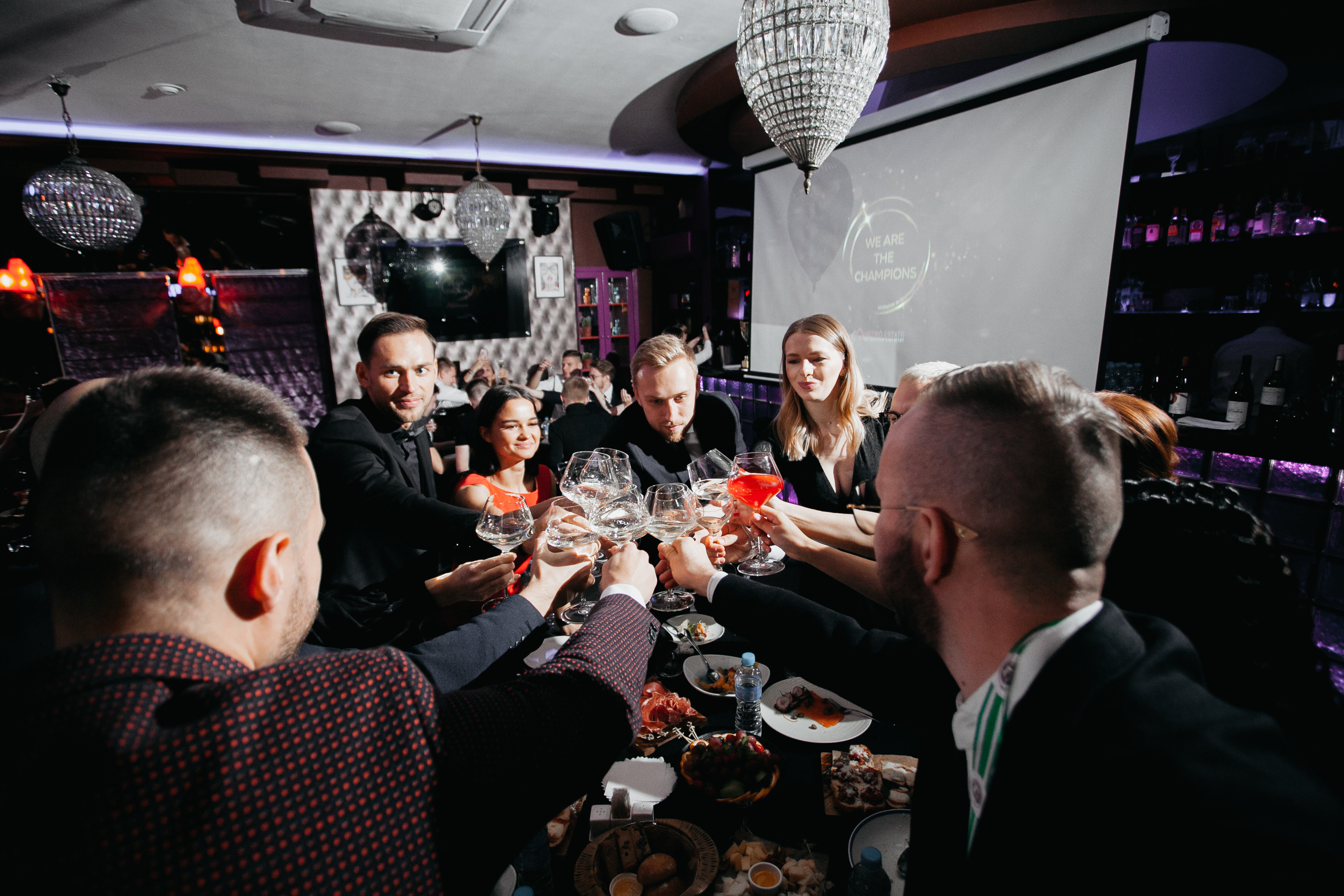 МФК Метро Недвижимость. Свадебный фотограф в Ярославле Андрей Перегудов