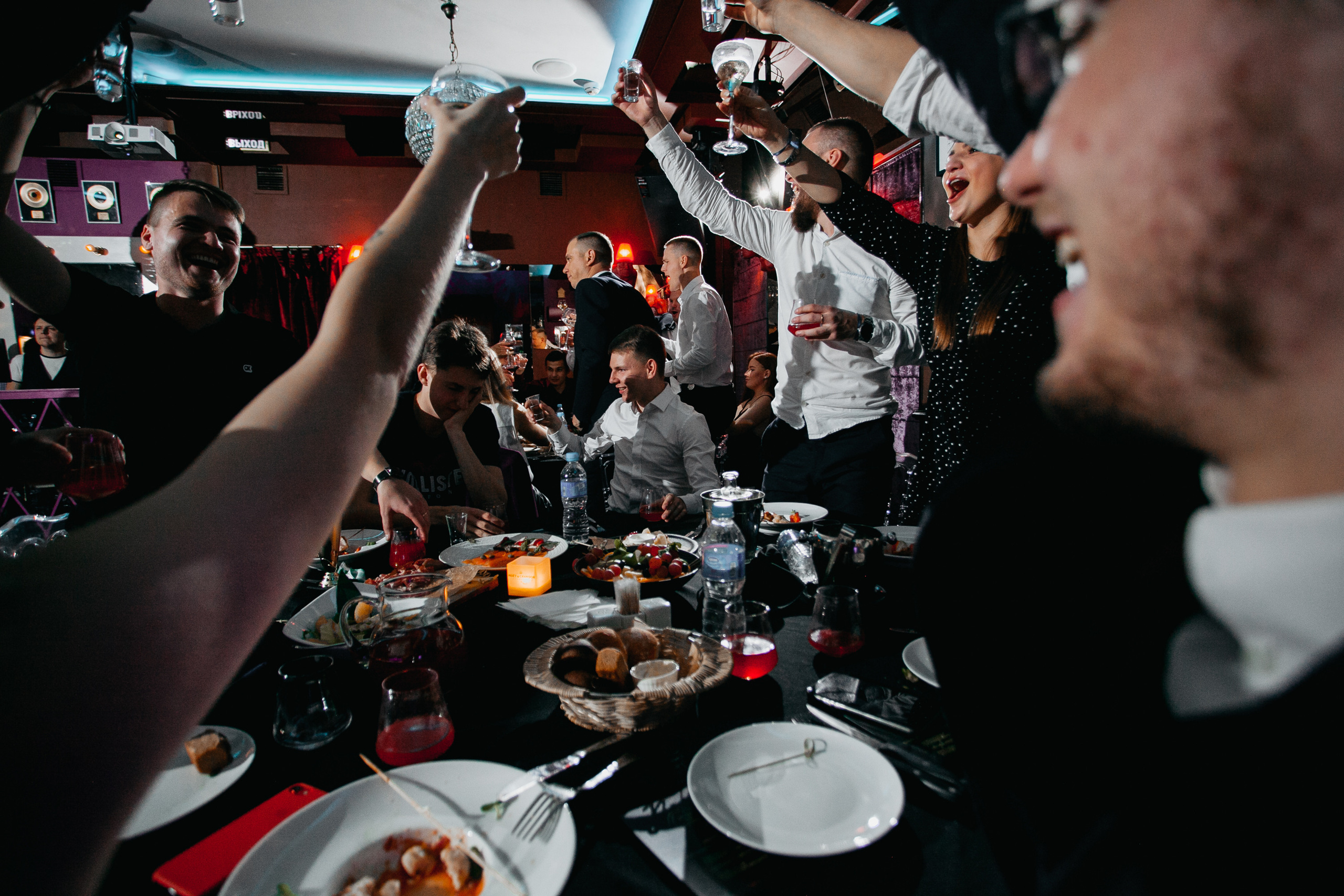 МФК Метро Недвижимость. Свадебный фотограф в Ярославле Андрей Перегудов