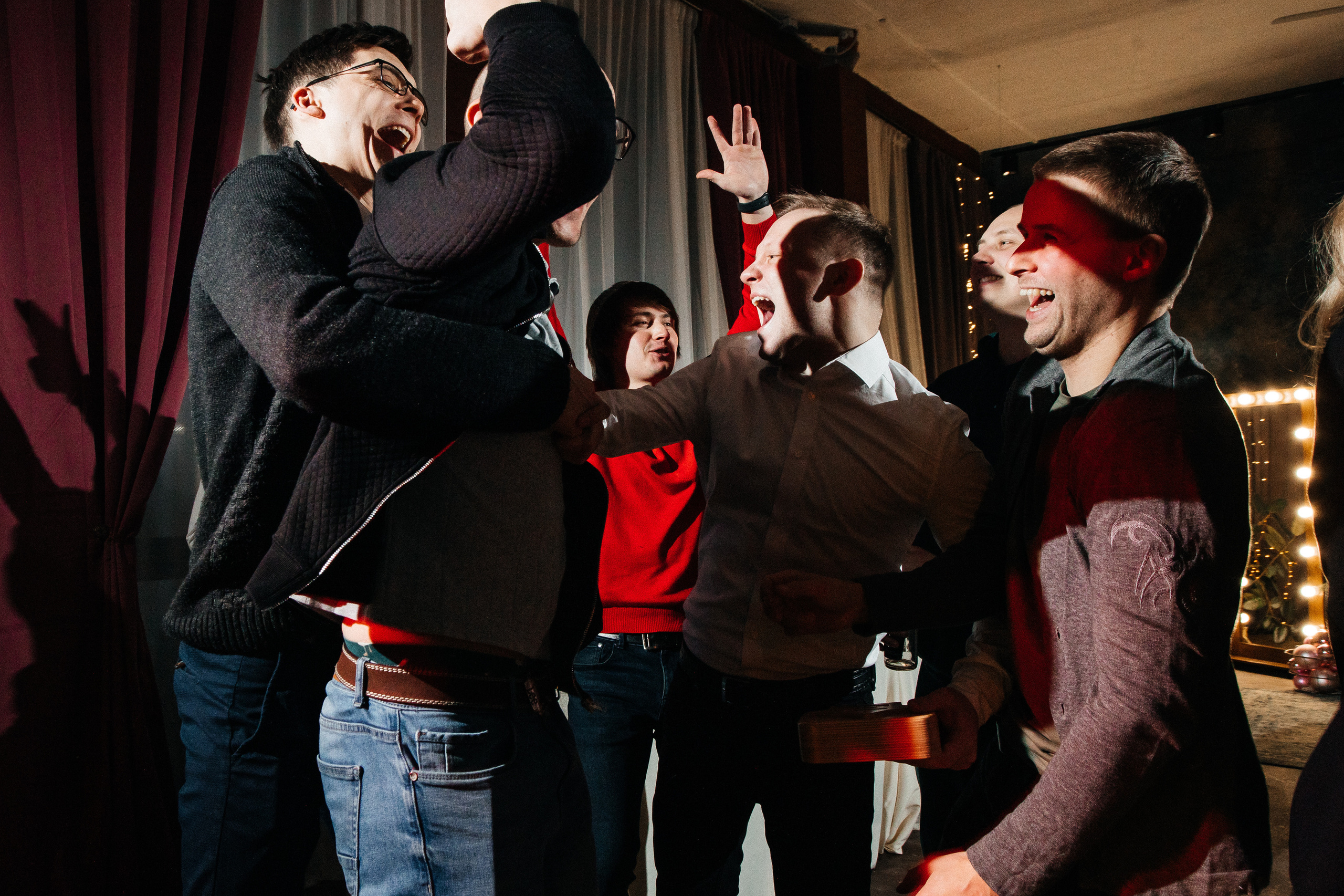 Мы Выжили!. Свадебный фотограф в Ярославле Андрей Перегудов