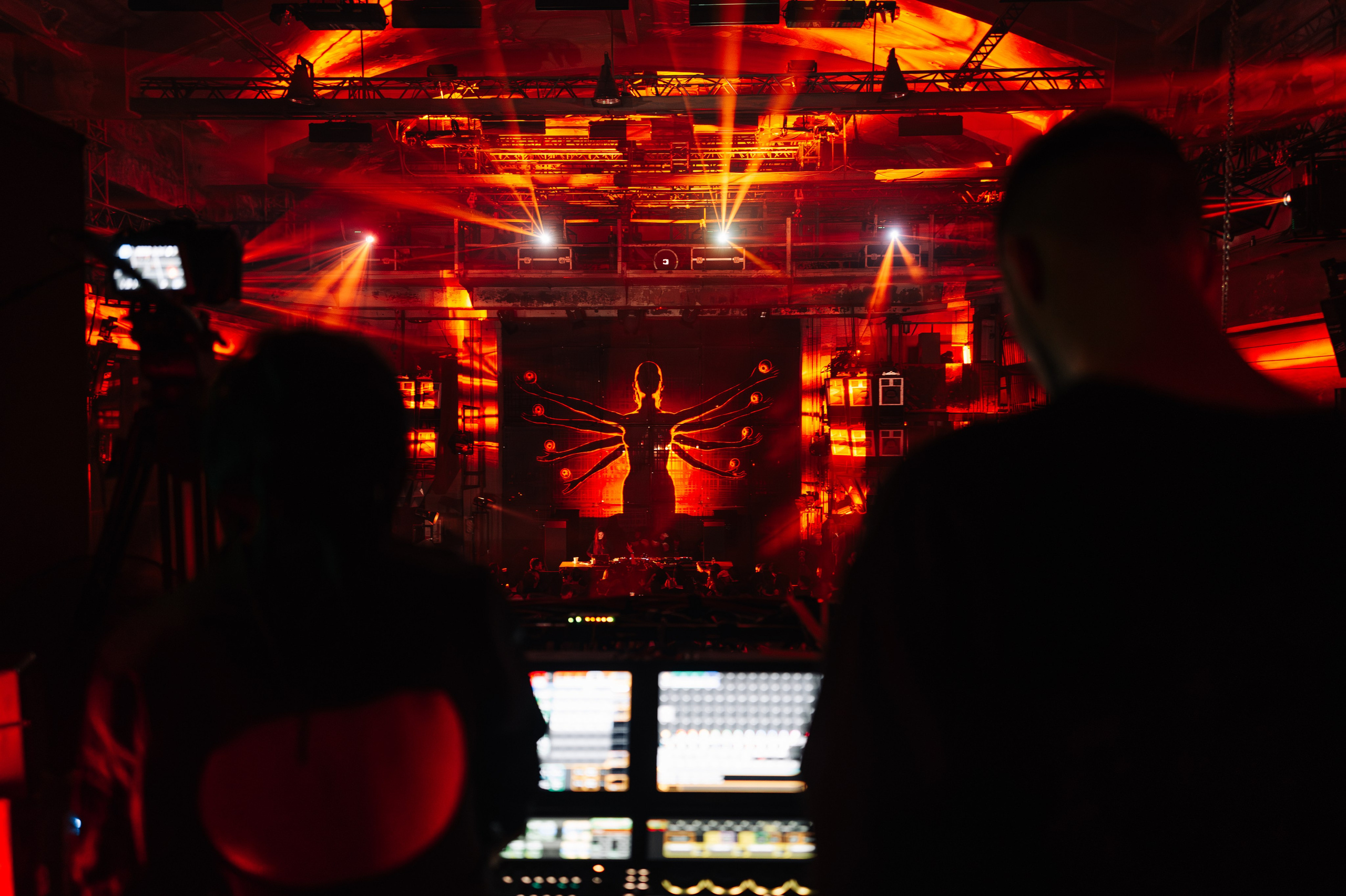 SICK YEARS, ARMA ╳ SILA SVETA. @tomrus: Рустам Шагиморданов — фотограф