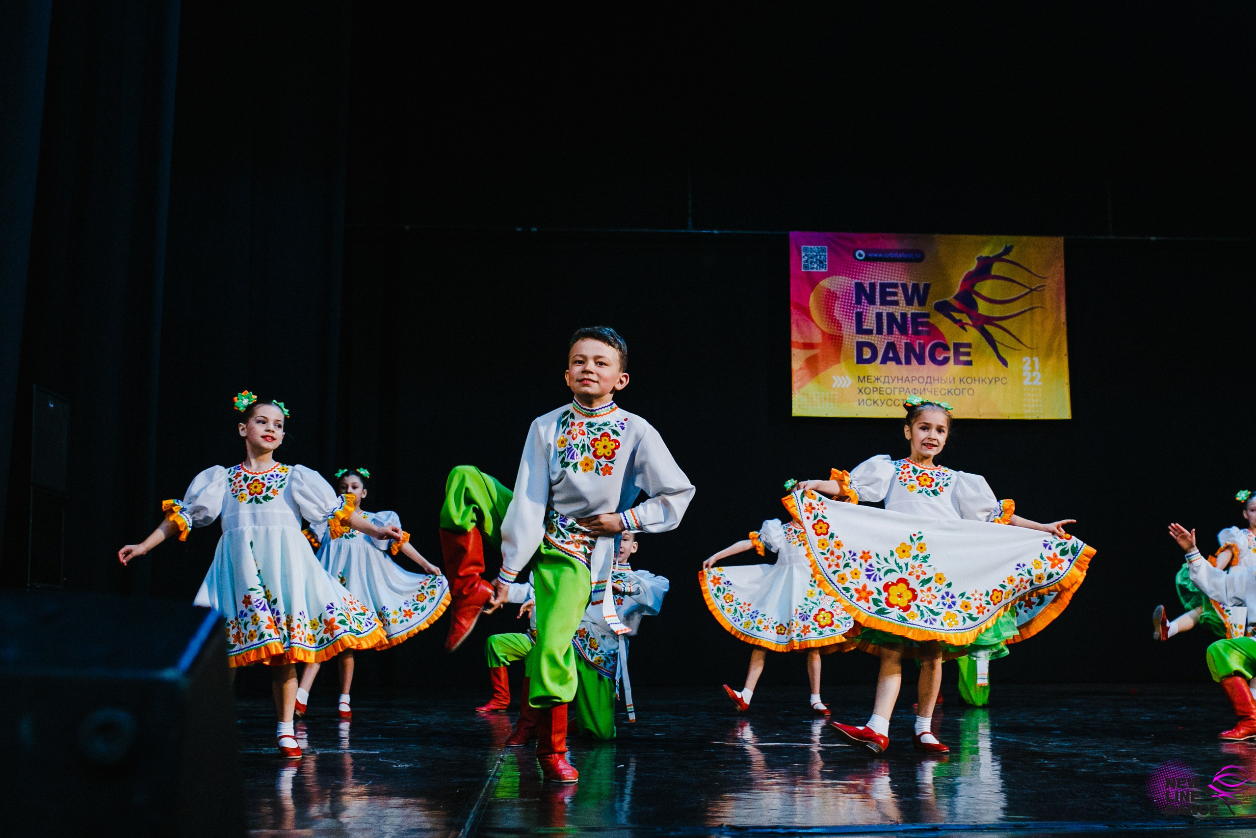 Концерты new line dance-magic universe-red. Фотограф в Новосибирске Ася Зверева