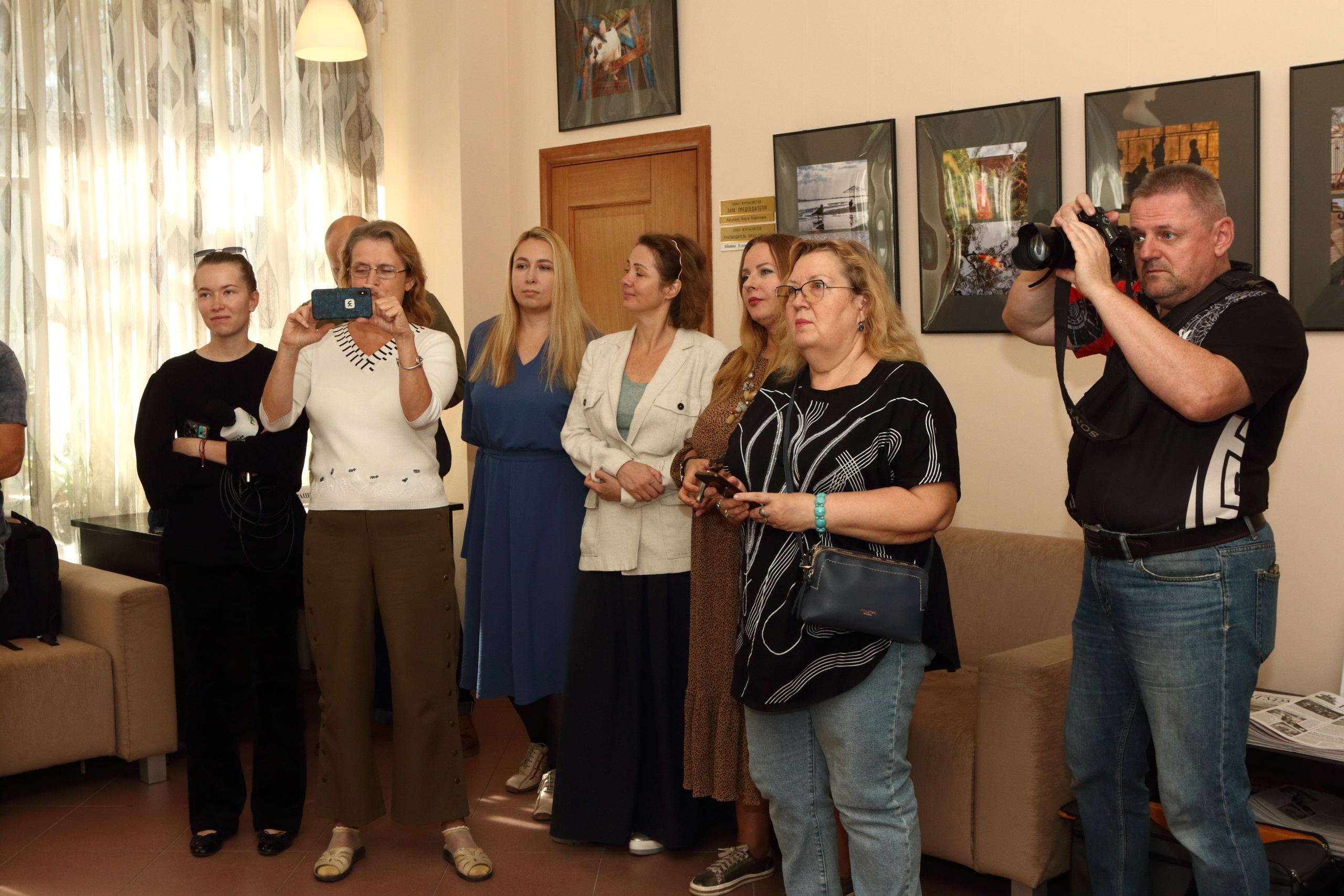 Выставка Елены Демидовой. Фотообъединение Самарского областного отделения Союза журналистов России