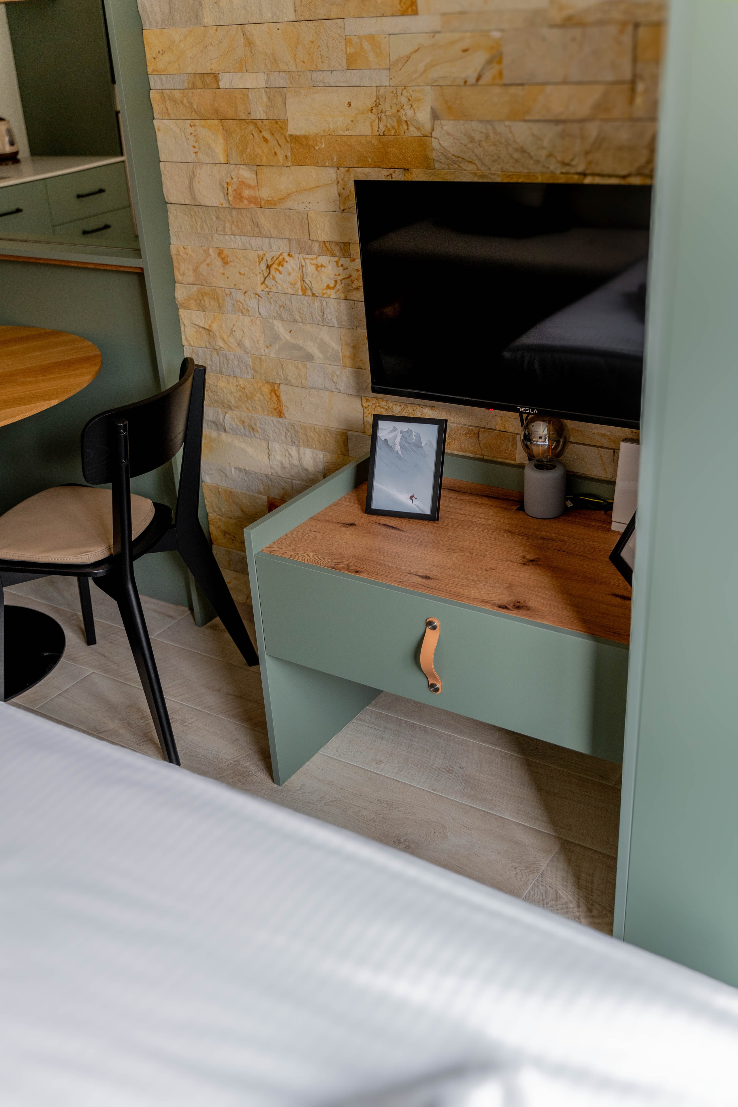 Madre interiors. Photographer Liana Sudets Serbia Kopaonik Brzece Brus