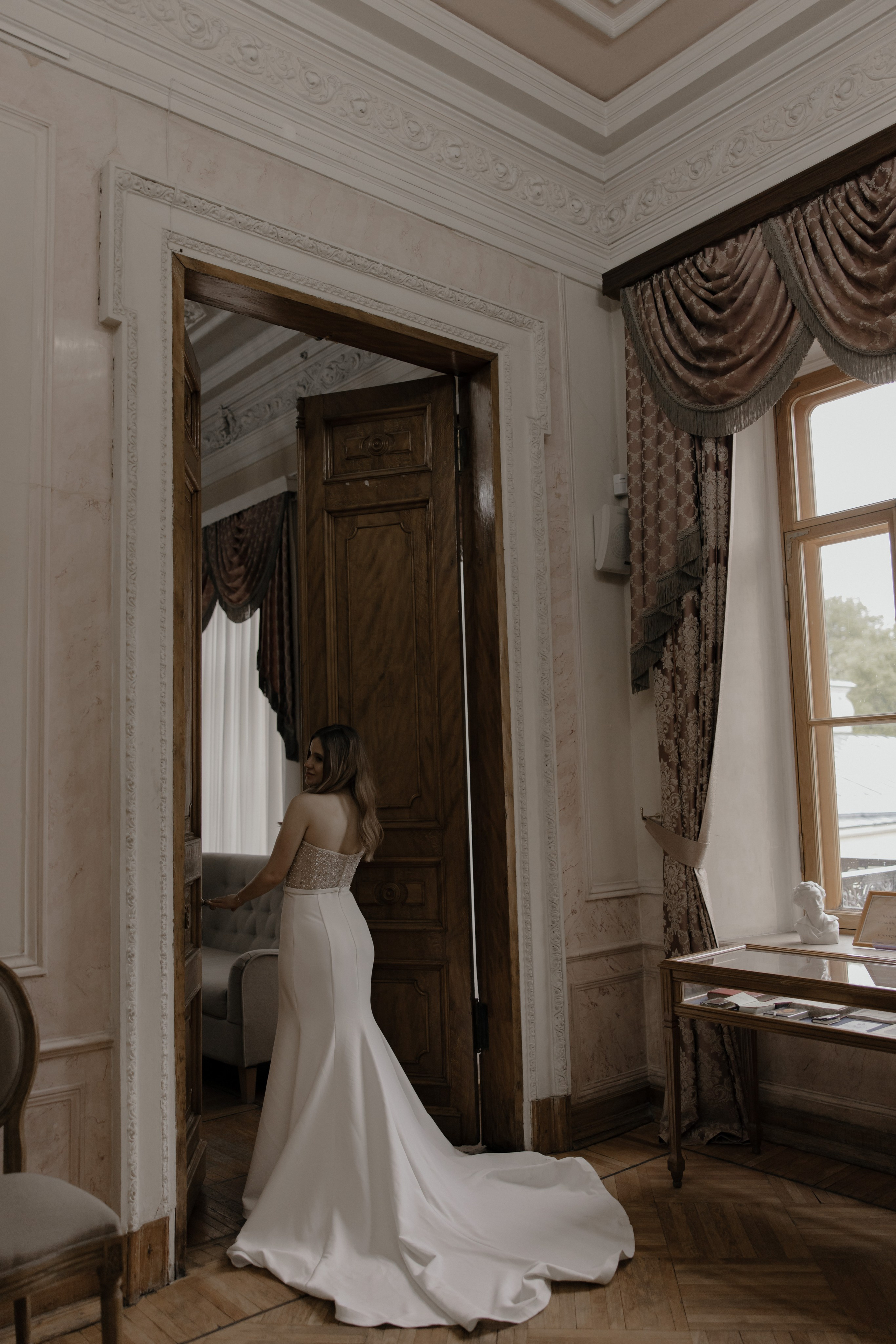 07.05.2024. RETOUCH-HOUSE