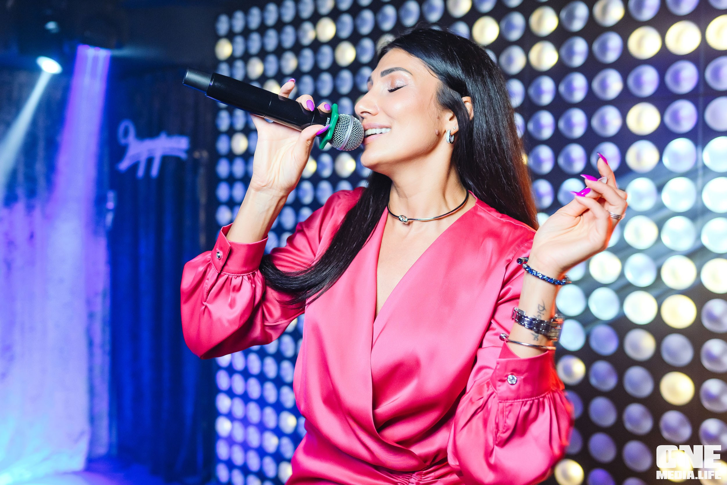 Фоторепортаж из караоке-клуба Эйфория. One Media Life: фоторепортажи, фотоотчеты с мероприятий и заведений