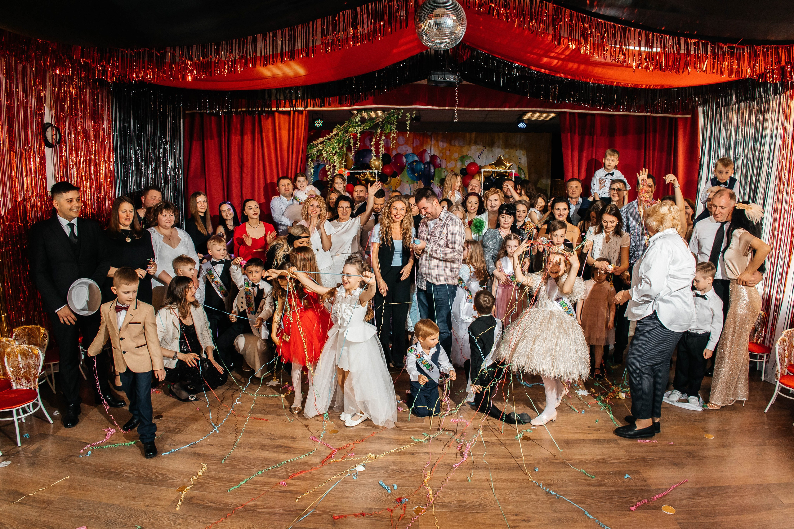 Выпускной в ЛИМПИК. Фотограф в Санкт-Петербурге Виктория Безверхая