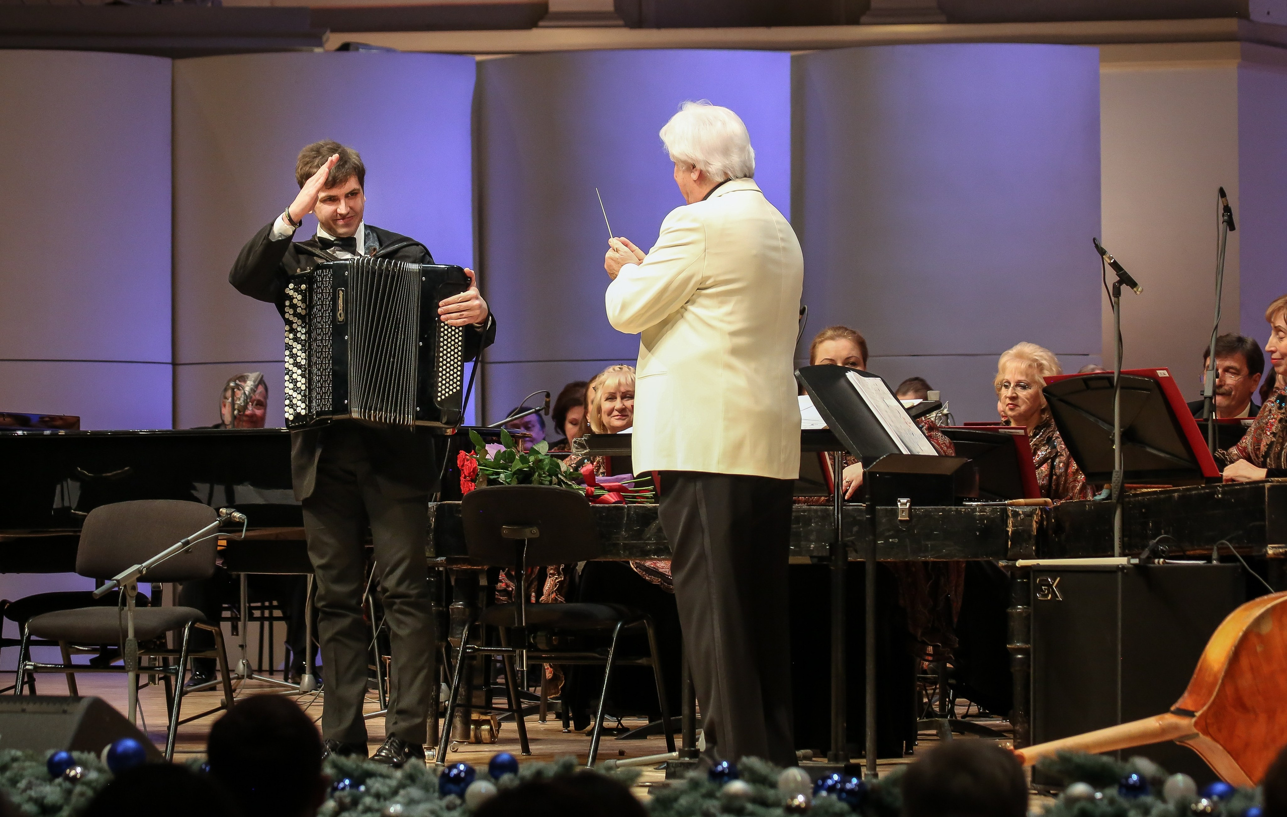 Christmas in Blue. Дарья Письменюк / Darya Leitstern — фотограф, музыкант, журналист, путешественник