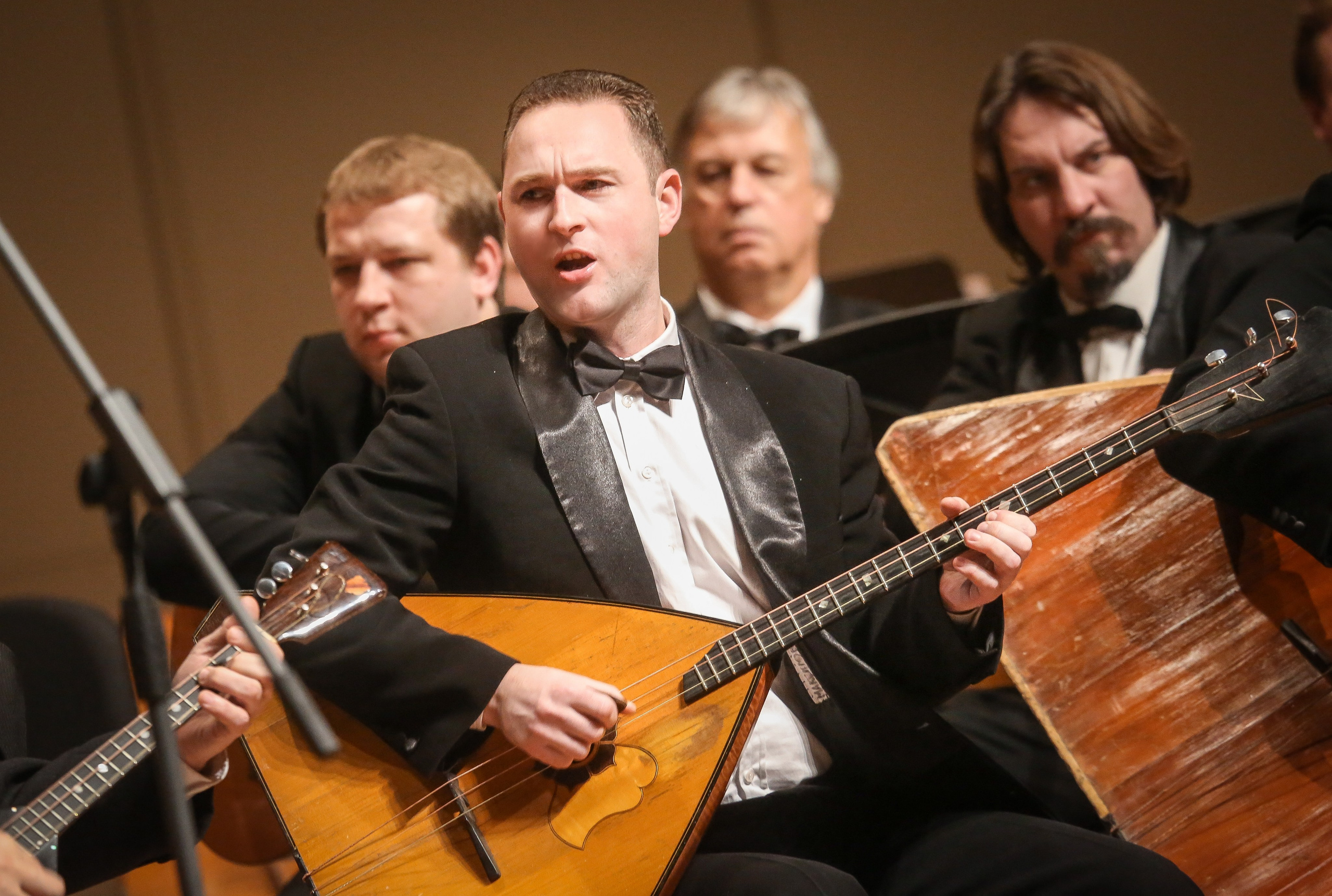 Концерт «Король репортеров» с Дмитрием Назаровым. Дарья Письменюк / Darya Leitstern — фотограф, музыкант, журналист, путешественник