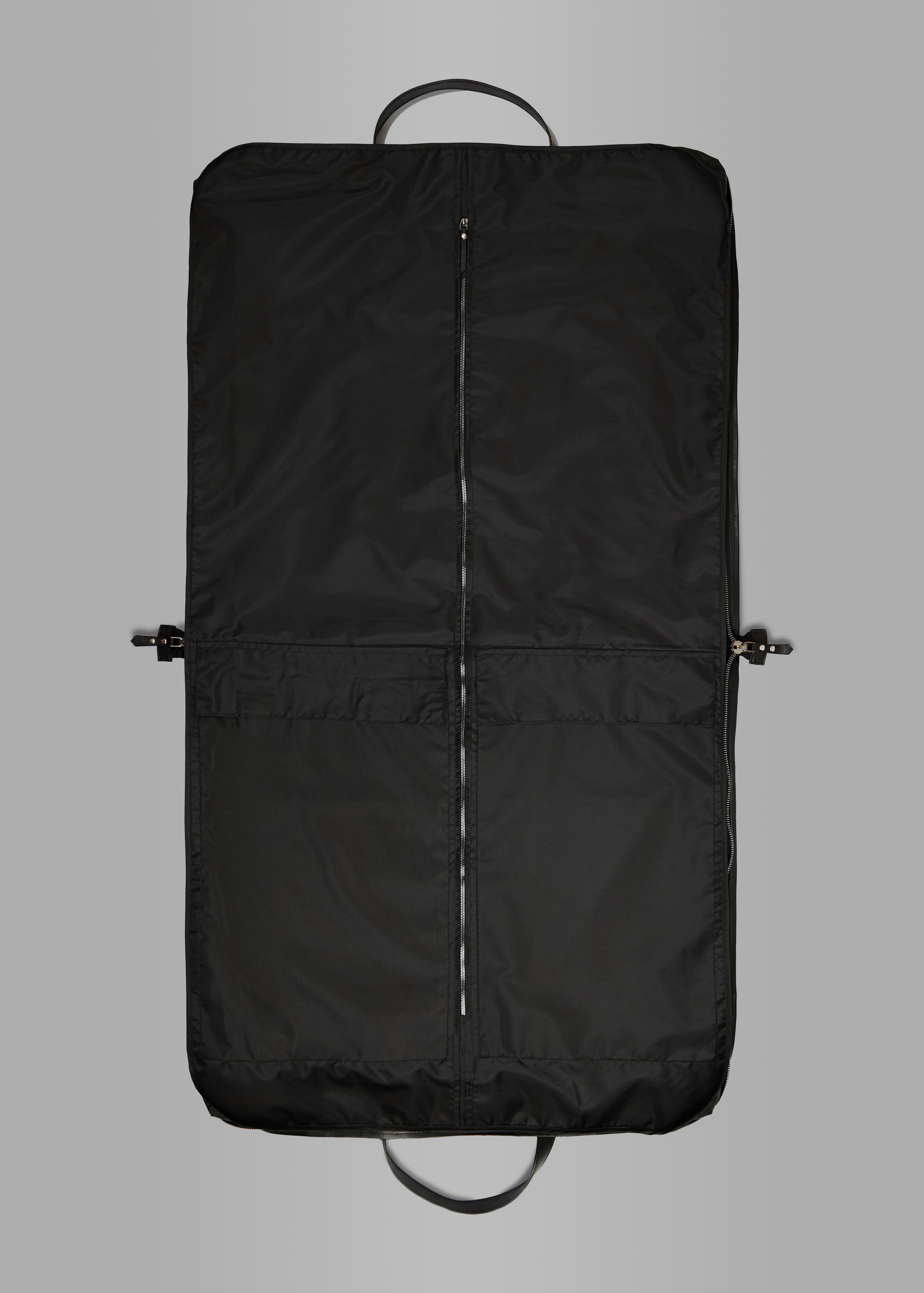 Портплед. Частный мастер — дизайнер по созданию аксессуаров из кожи Олег Шарыгин