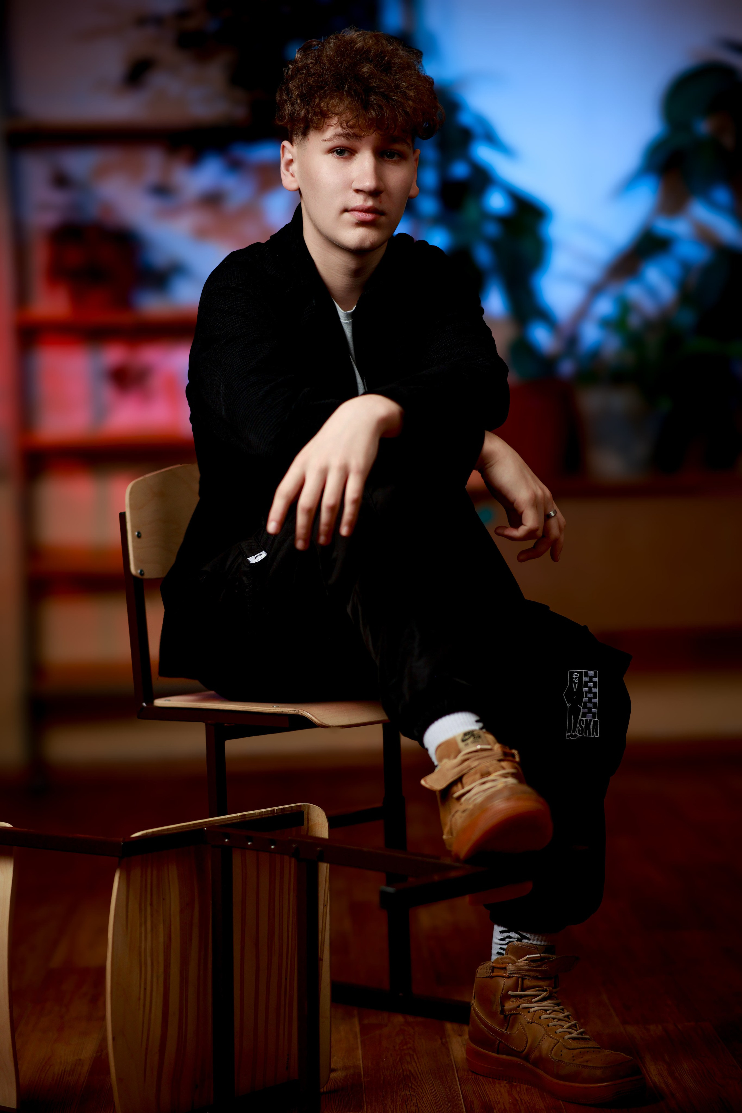 Фотосессия Выпуск 2026 9в класс. Артём Печерин фотограф в Оленегорске