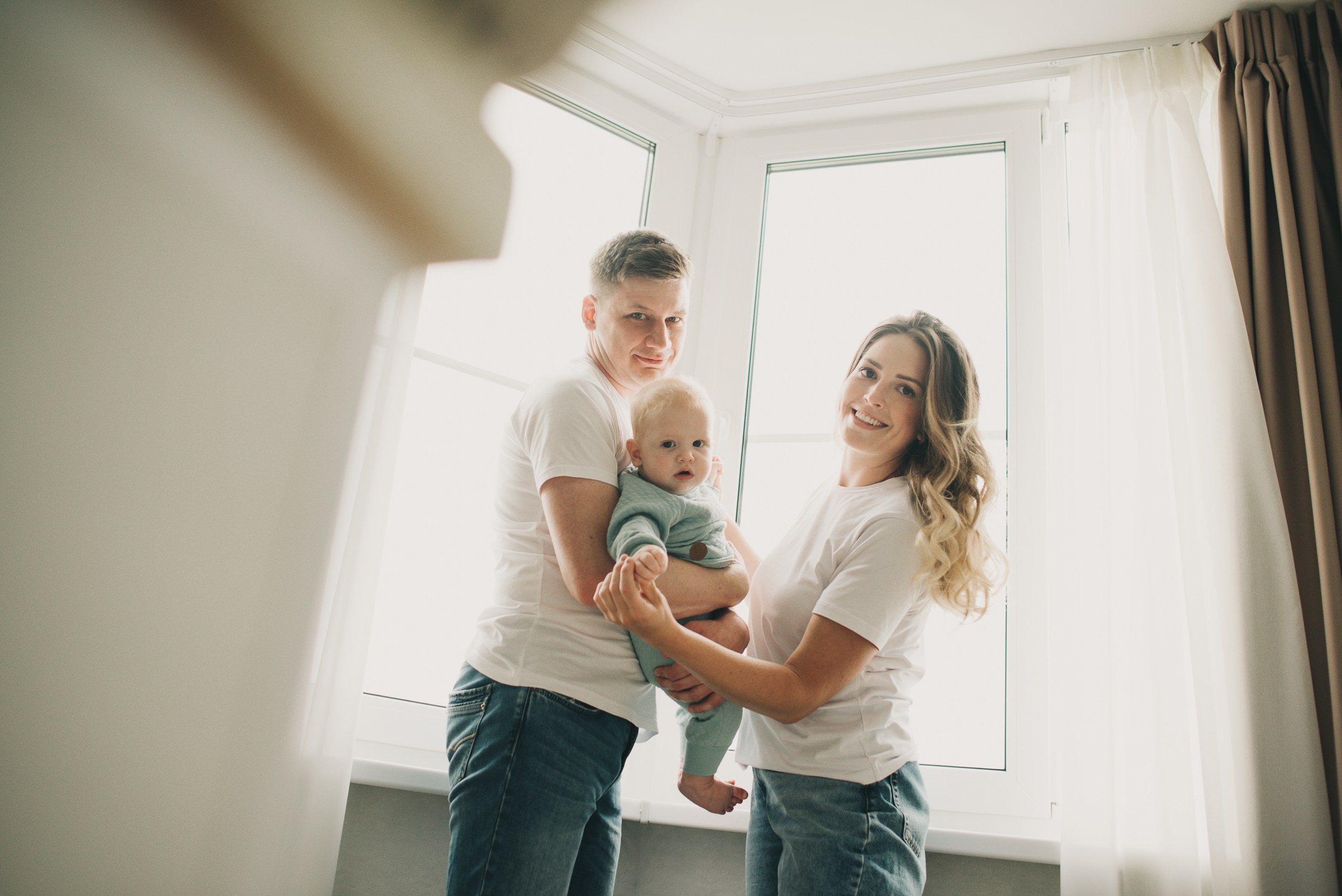 Наш мир — маленький ты!. Фотограф в Москве новорожденные свадьбы семьи Дарья Ларионова