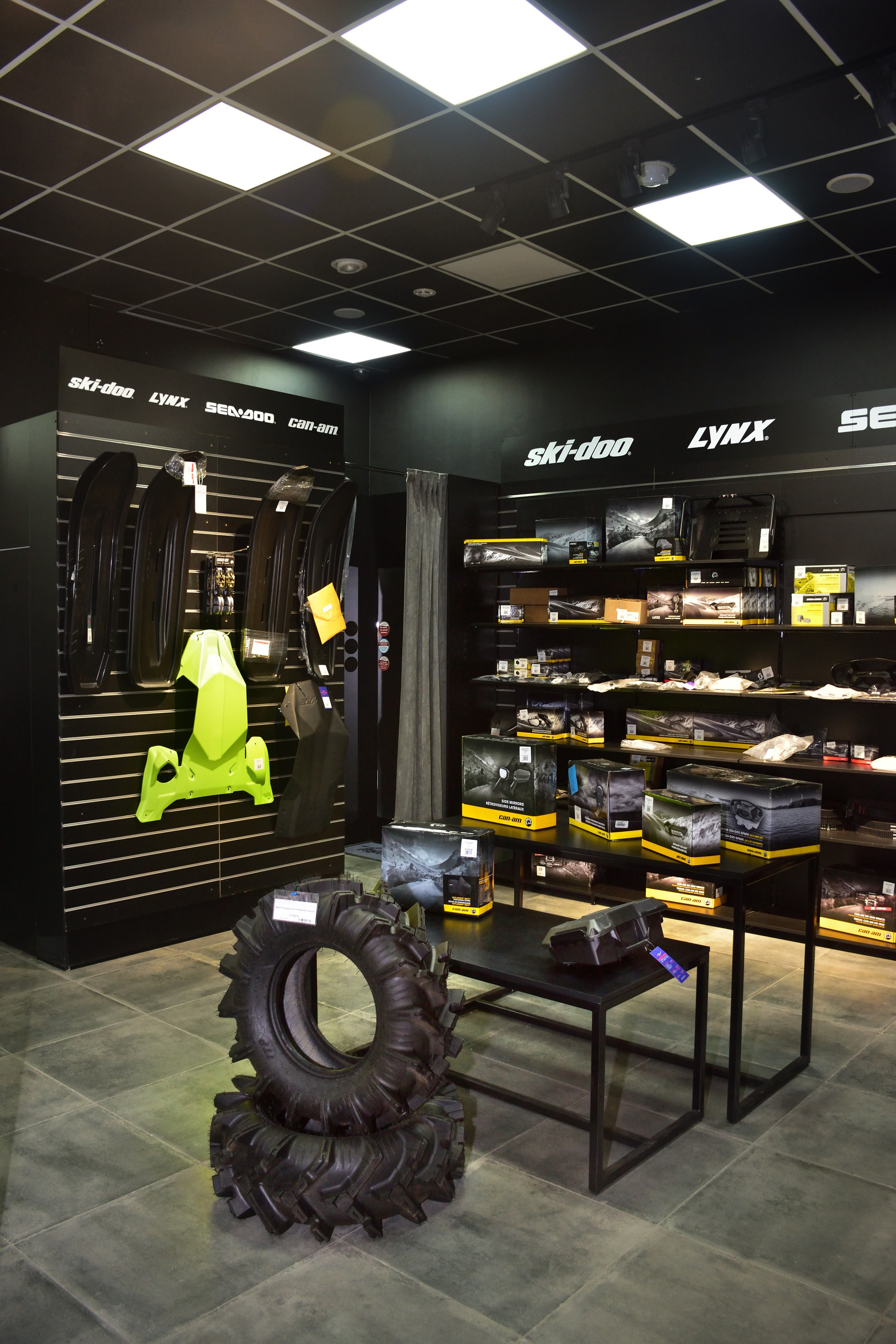 Магазин Активный отдых. Фотограф Сергей Сергеев