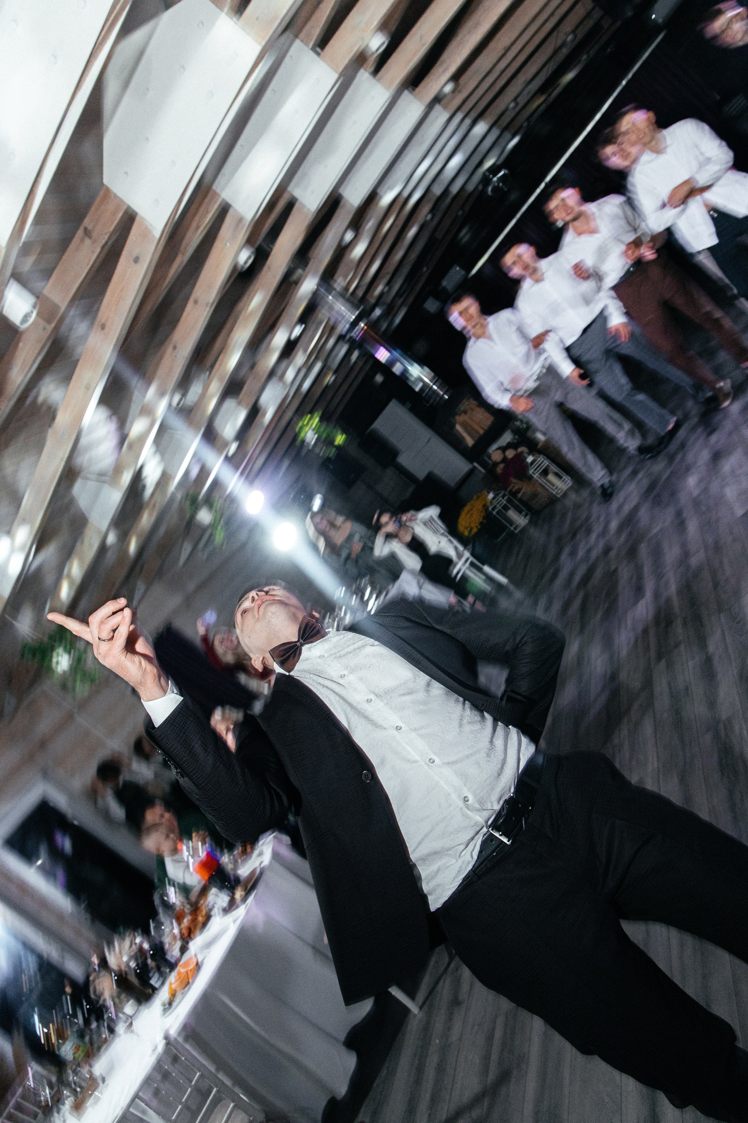 Свидетель Корги. Артём Бачурин — свадебный фотограф Воронеж