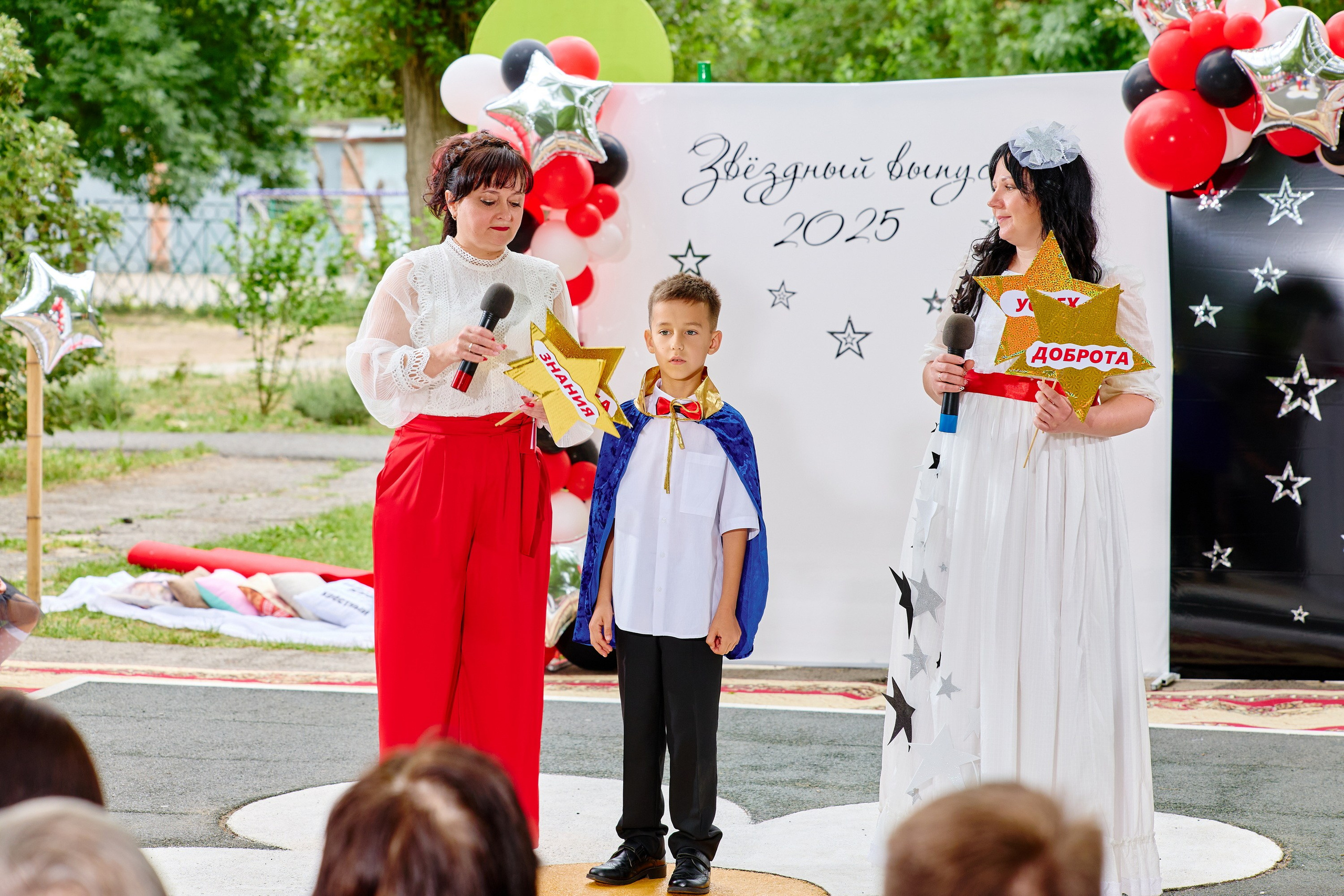 Выпускной 45 сад. Фотограф Выпускные альбомы Таганрог Сергей Коробченко