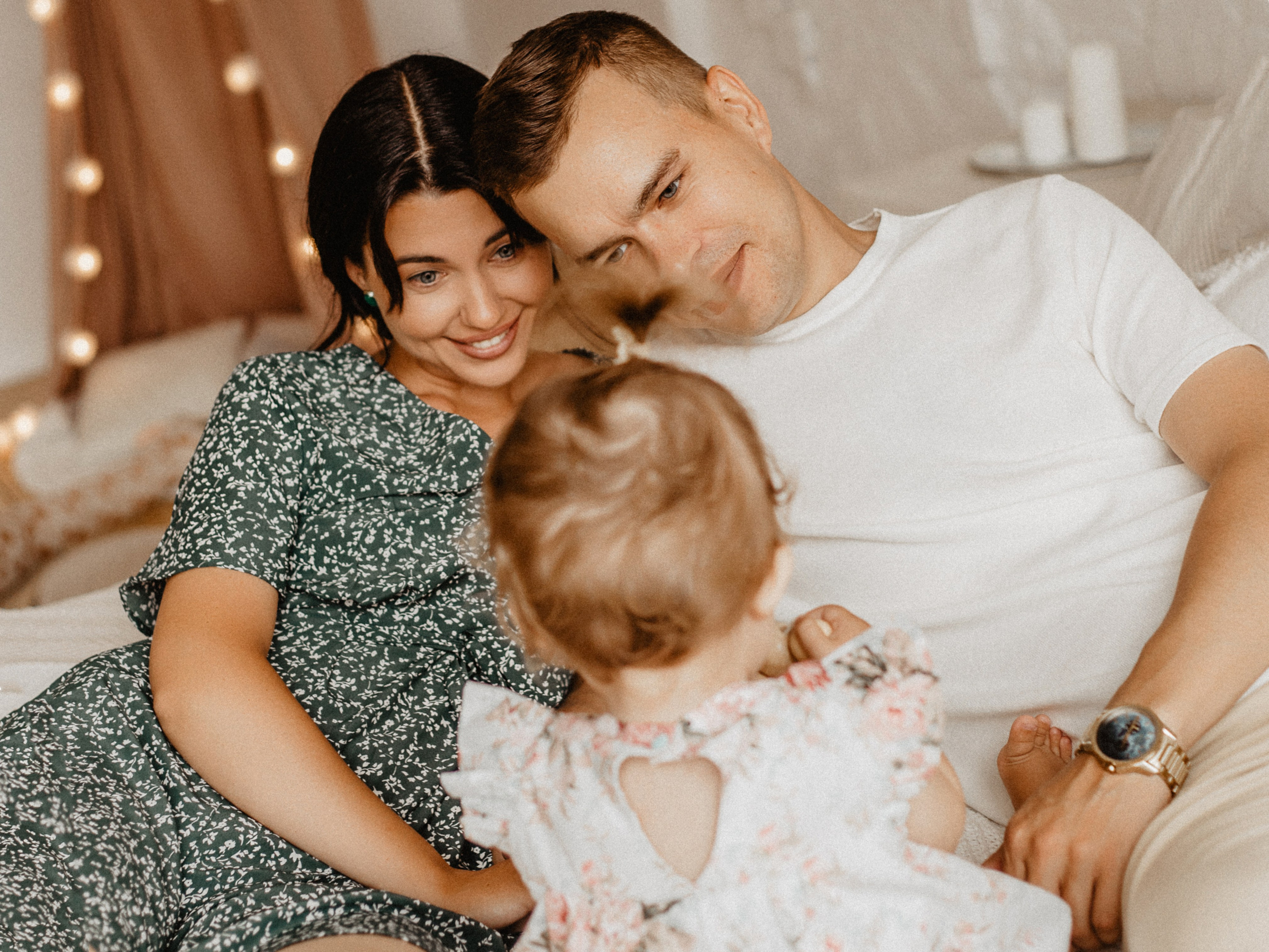 Кирочке 1 годик -Фотостудия Light room- Лайтрум -Ленина 38а. Семейный и детский фотограф в  г. Екатеринбурге Холодова Юлия