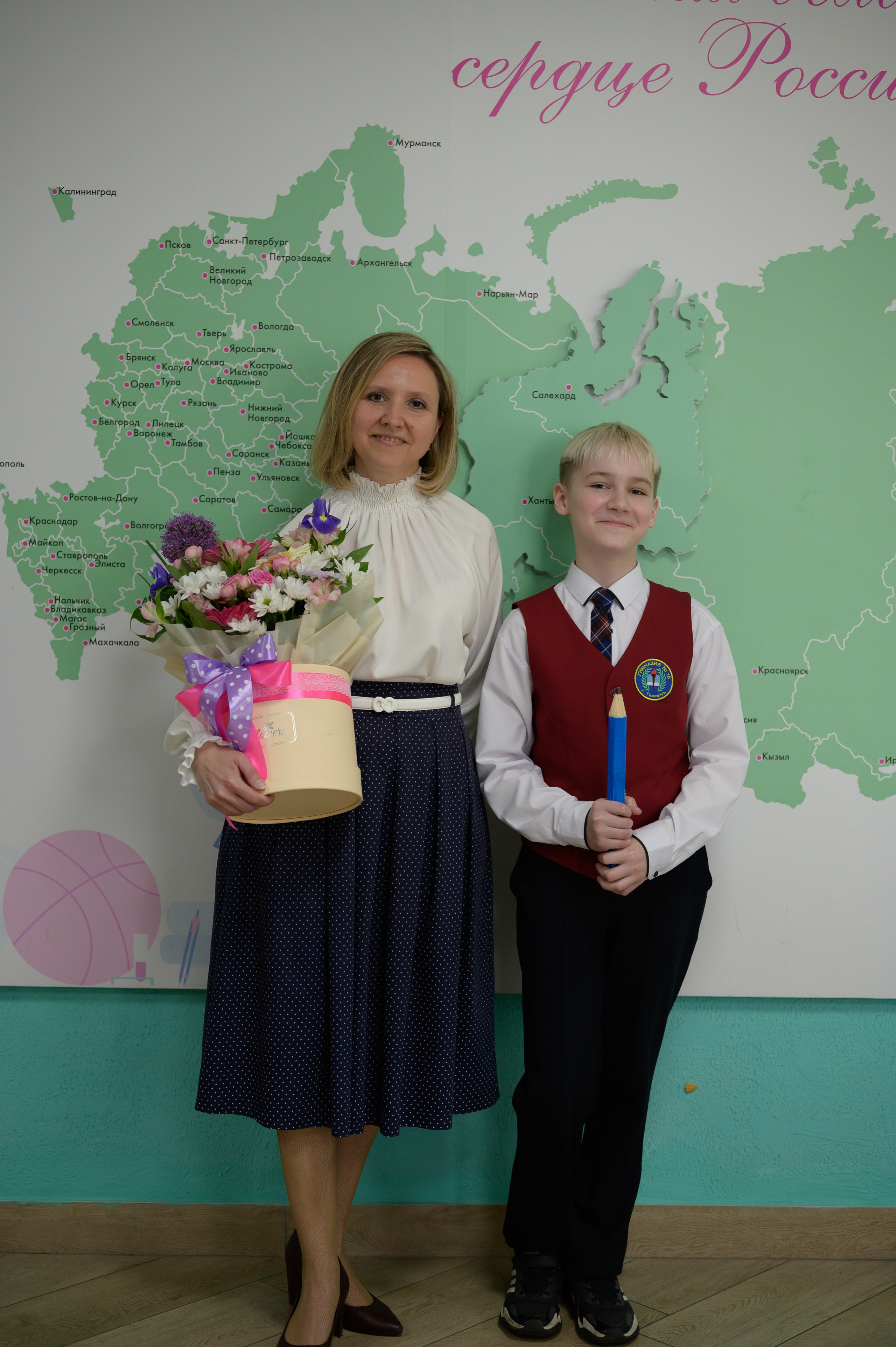 Выпускной 4Б гимназия № 16. Фотограф новорожденных, семейный детский в Тюмени Татьяна Морозова