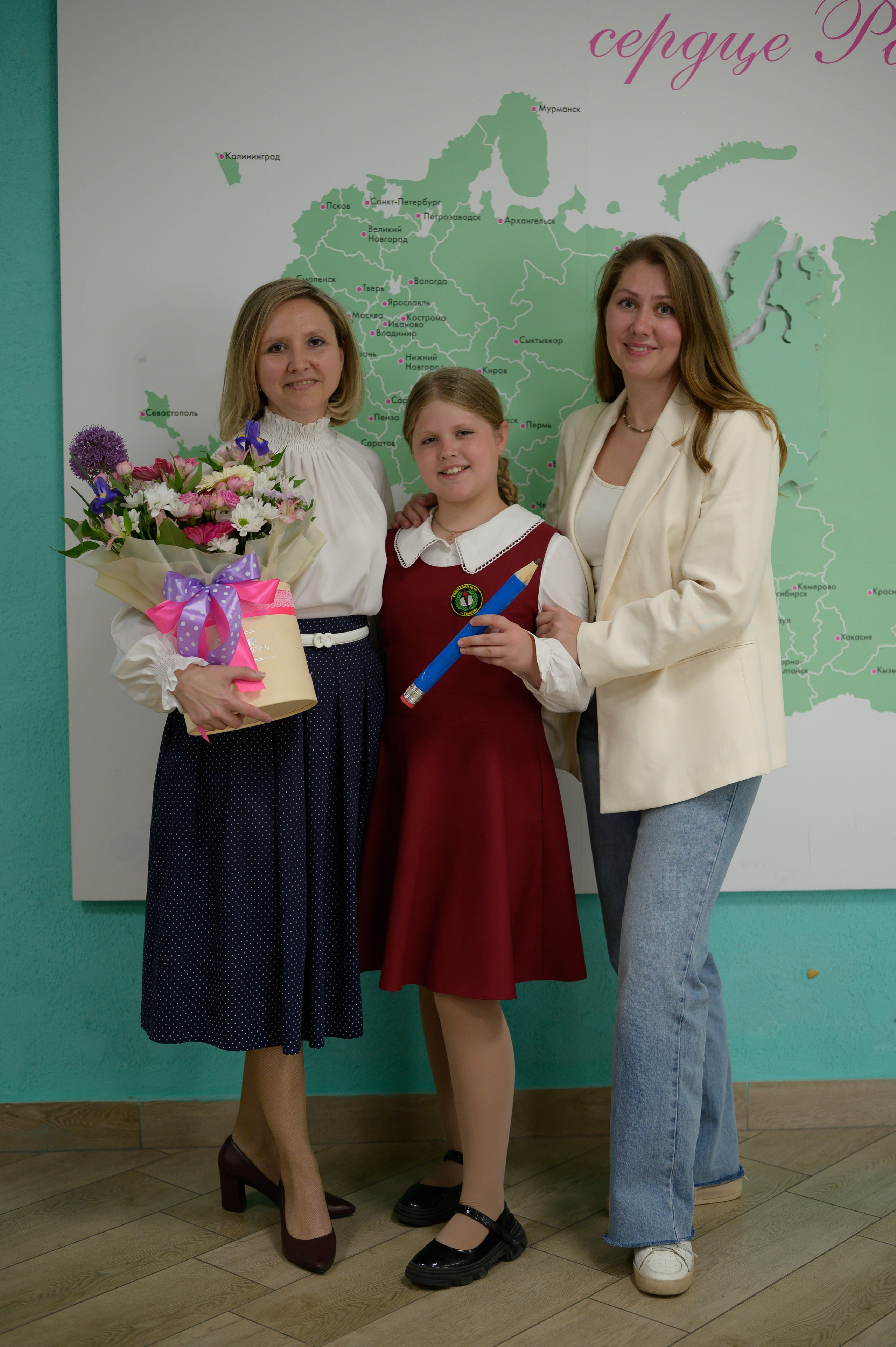 Выпускной 4Б гимназия № 16. Фотограф новорожденных, семейный детский в Тюмени Татьяна Морозова