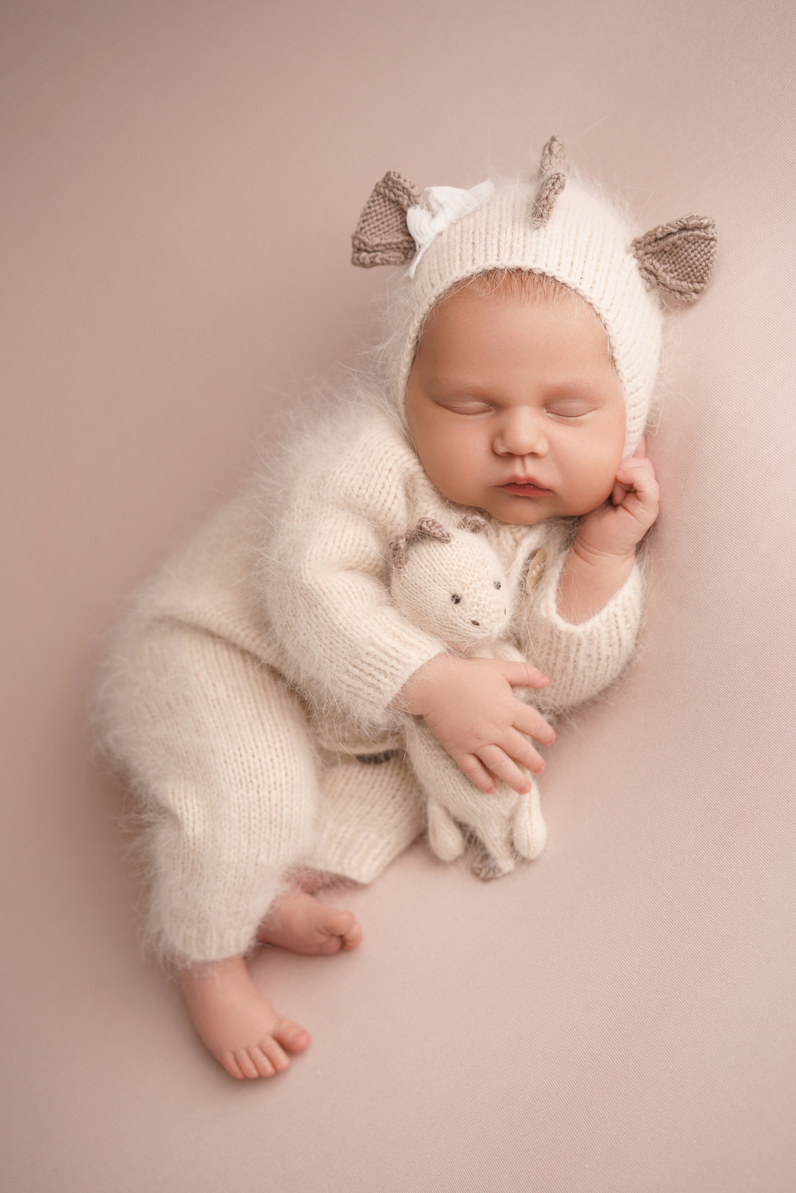 Фотосессия новорожденных | Галерея трогательных кадров малышей в стиле newborn. Фотосессия новорожденных в Москве и Московской области | Профессиональный фотограф newborn — Татьяна Иванова