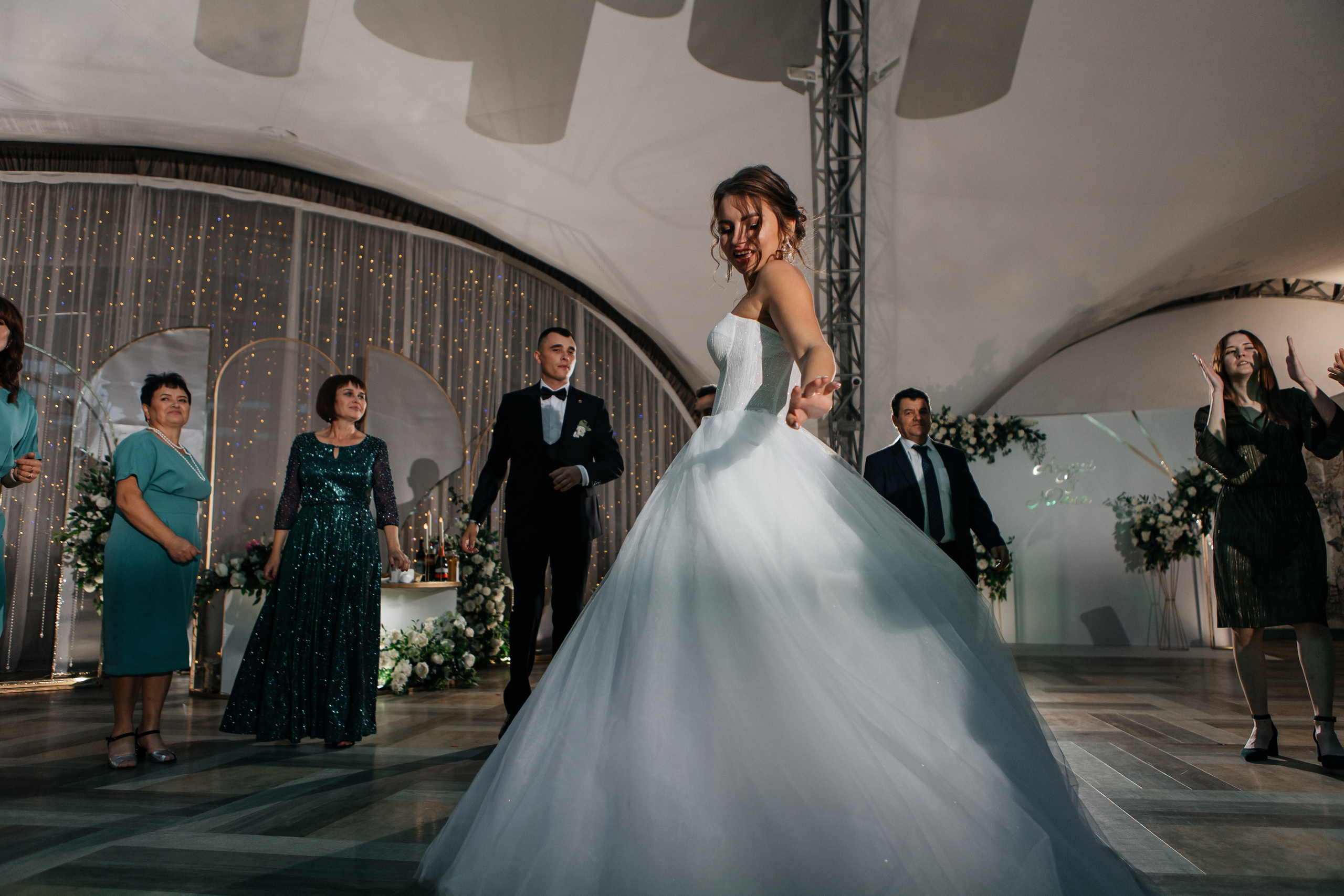 Wedding. Свадебные фотограф и видеограф Наталья и Анатолий Новиковы СПб