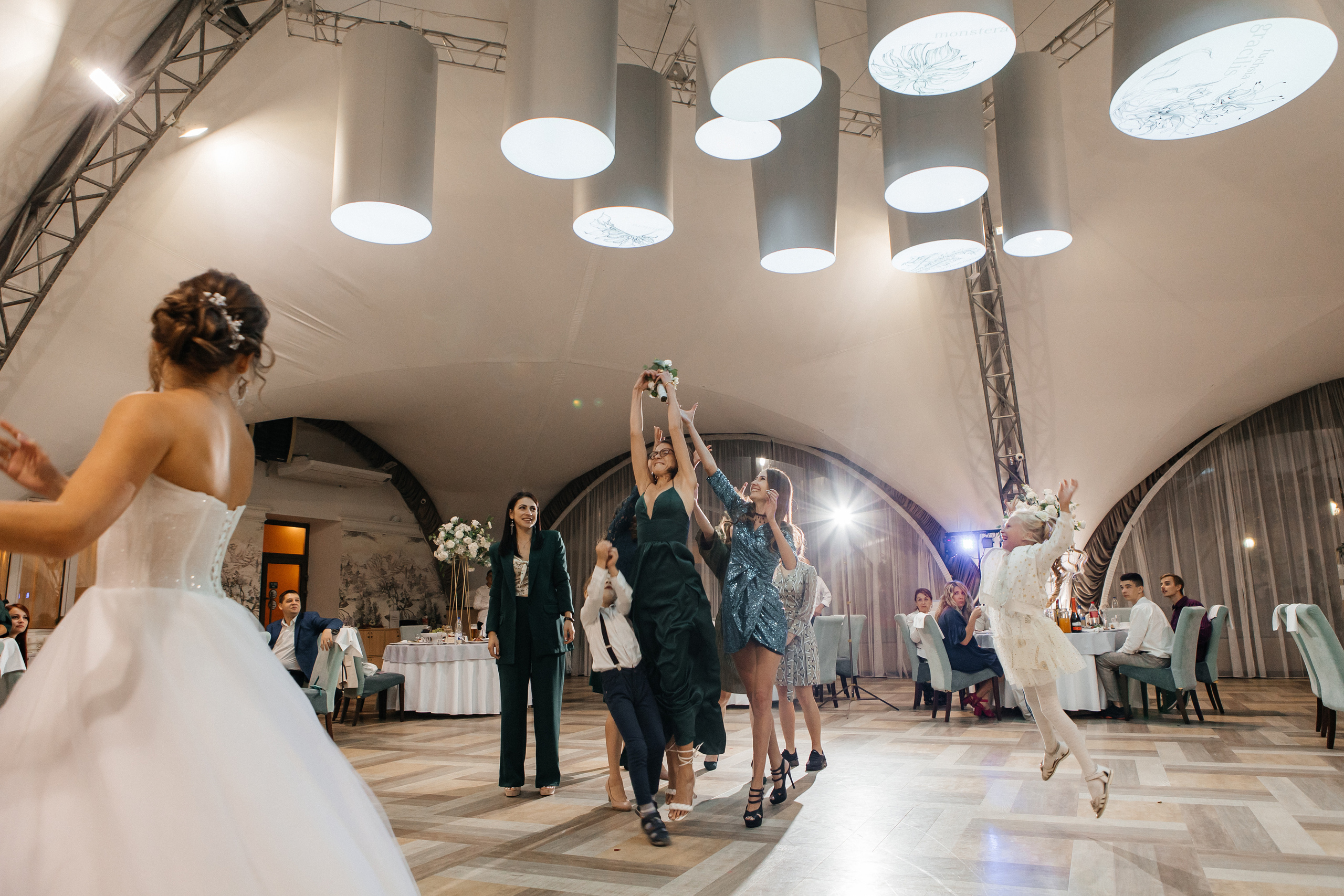 Wedding. Свадебные фотограф и видеограф Наталья и Анатолий Новиковы СПб