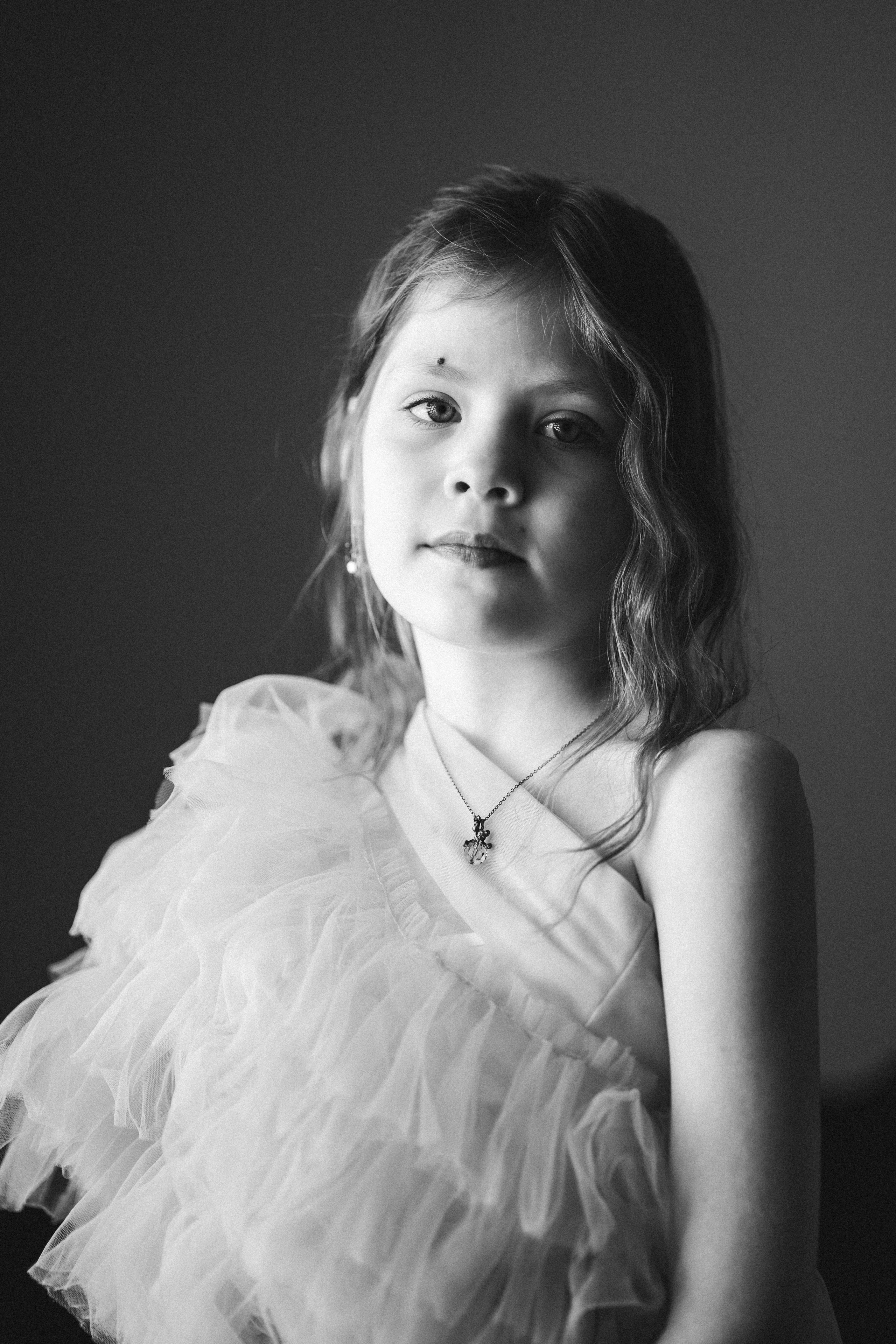 I’m Julia Idamzhapova, a photographer based in Lisbon, creating natural and timeless images