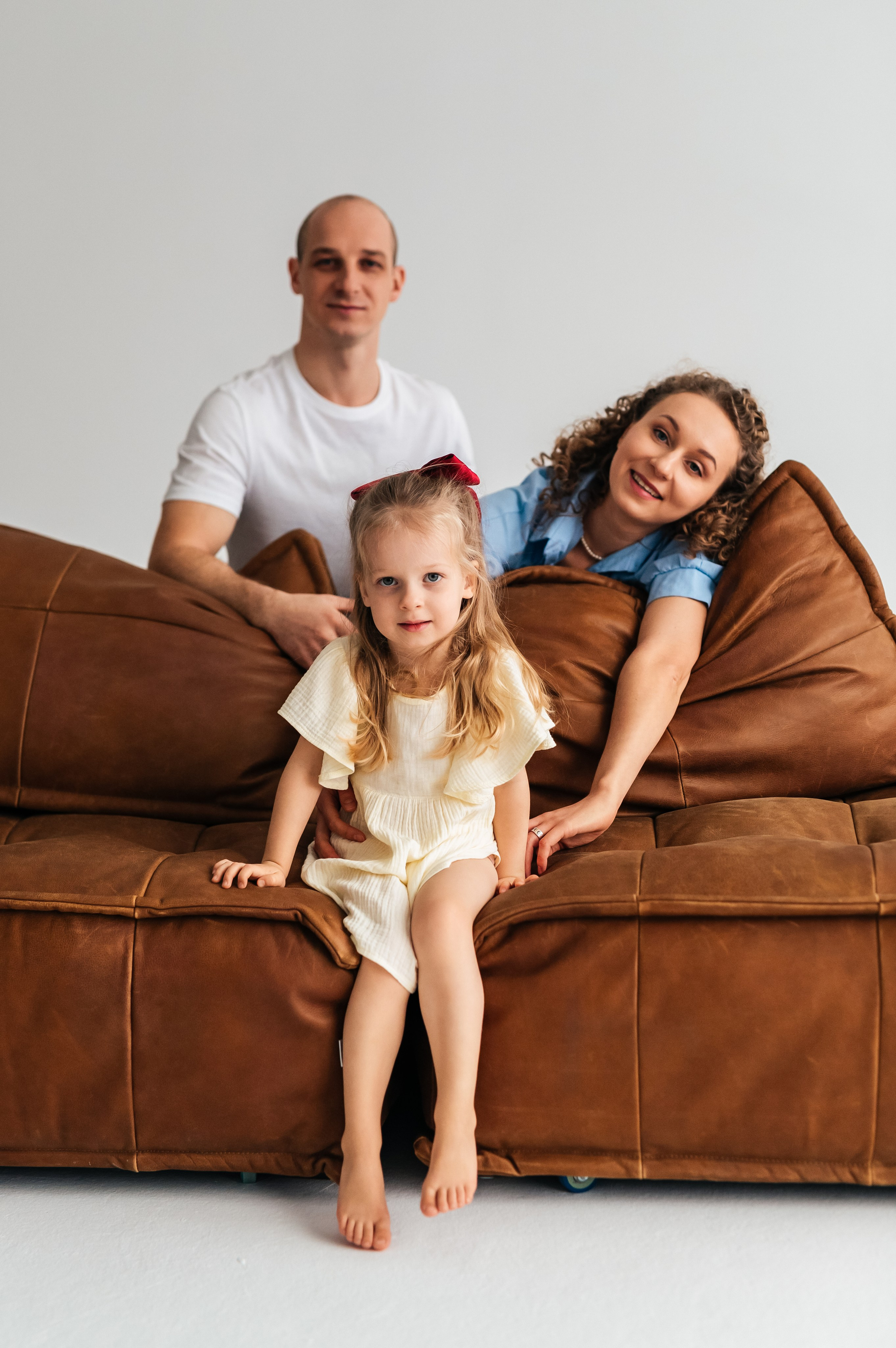 Январская егоза в фотостудии. Семейный фотограф. Lifestyle. Москва. Анастасия Михайлова