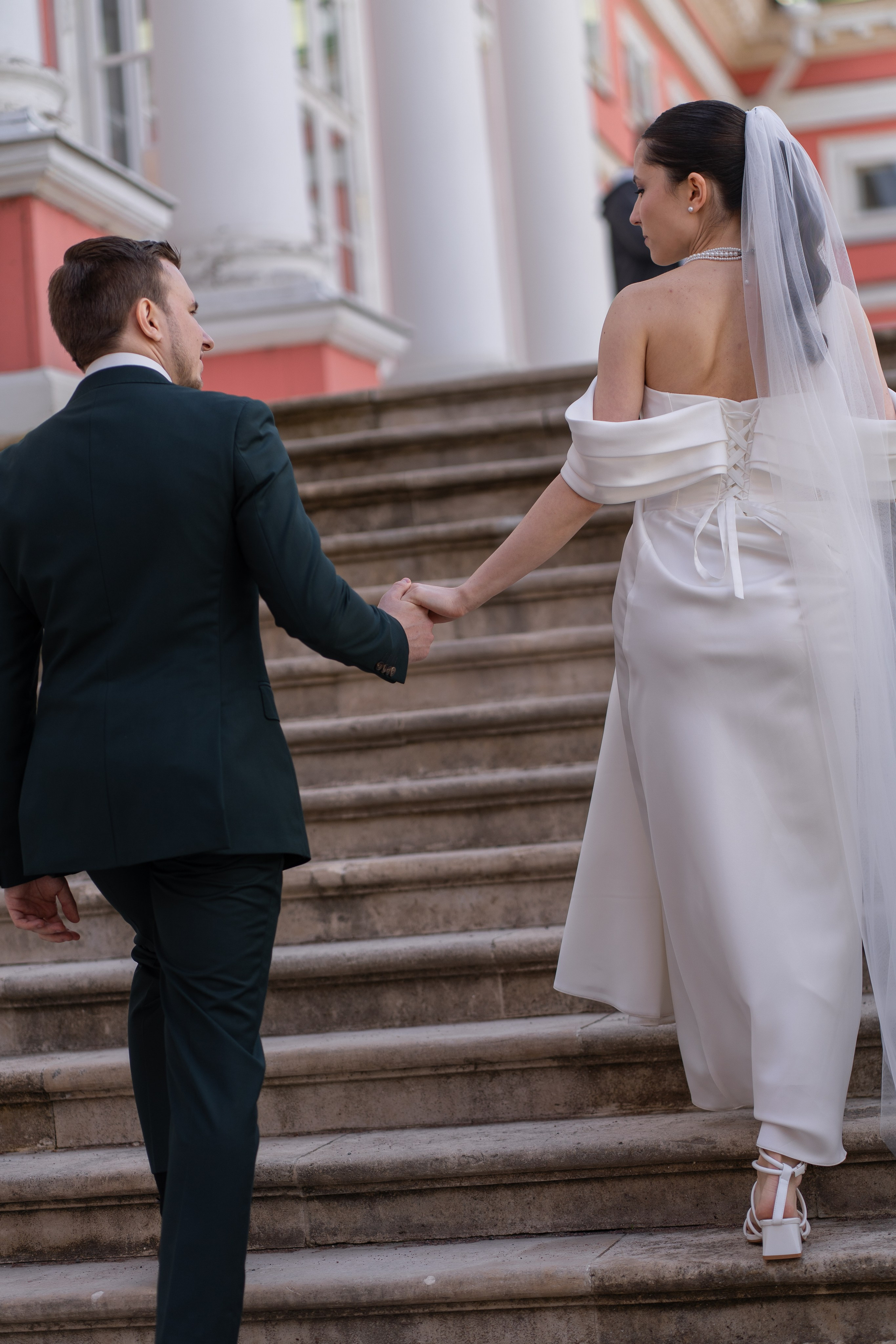 Влад и Илина в Кусково. Свадебный фотограф в Москве Анна Полушина