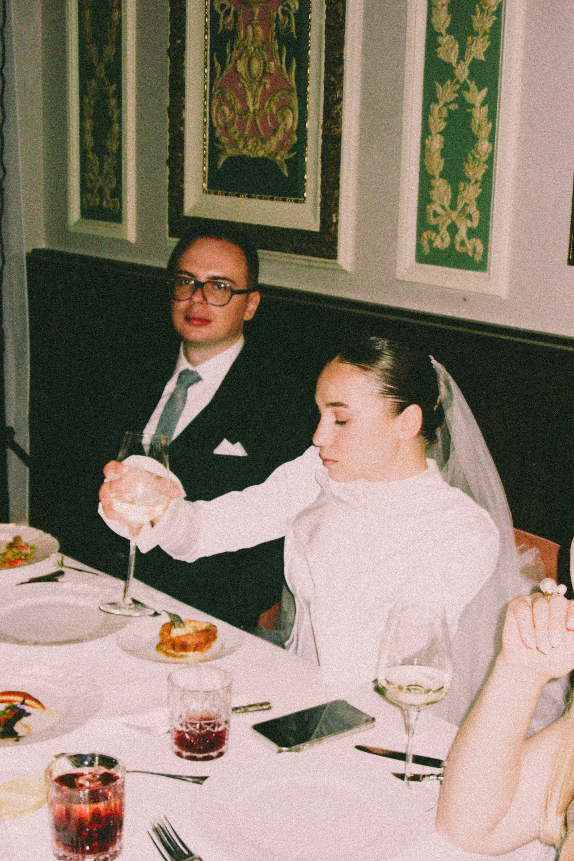 В&К (мыльница). Свадебный, семейный, женский фотограф в Москве, Мытищах, Королёве Ксения Узилле