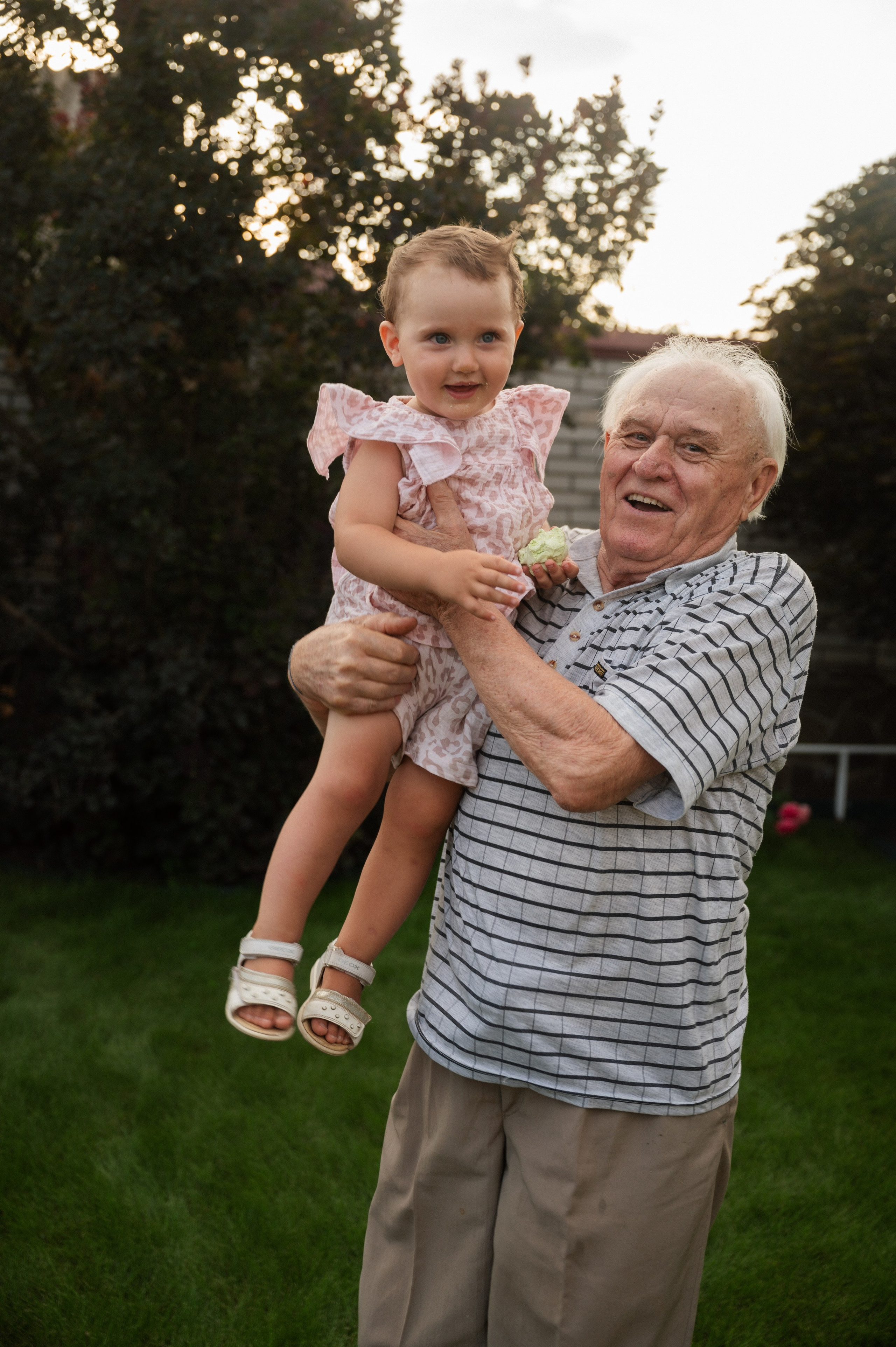 Семейная с правнучками. Фотограф Алёна Мил