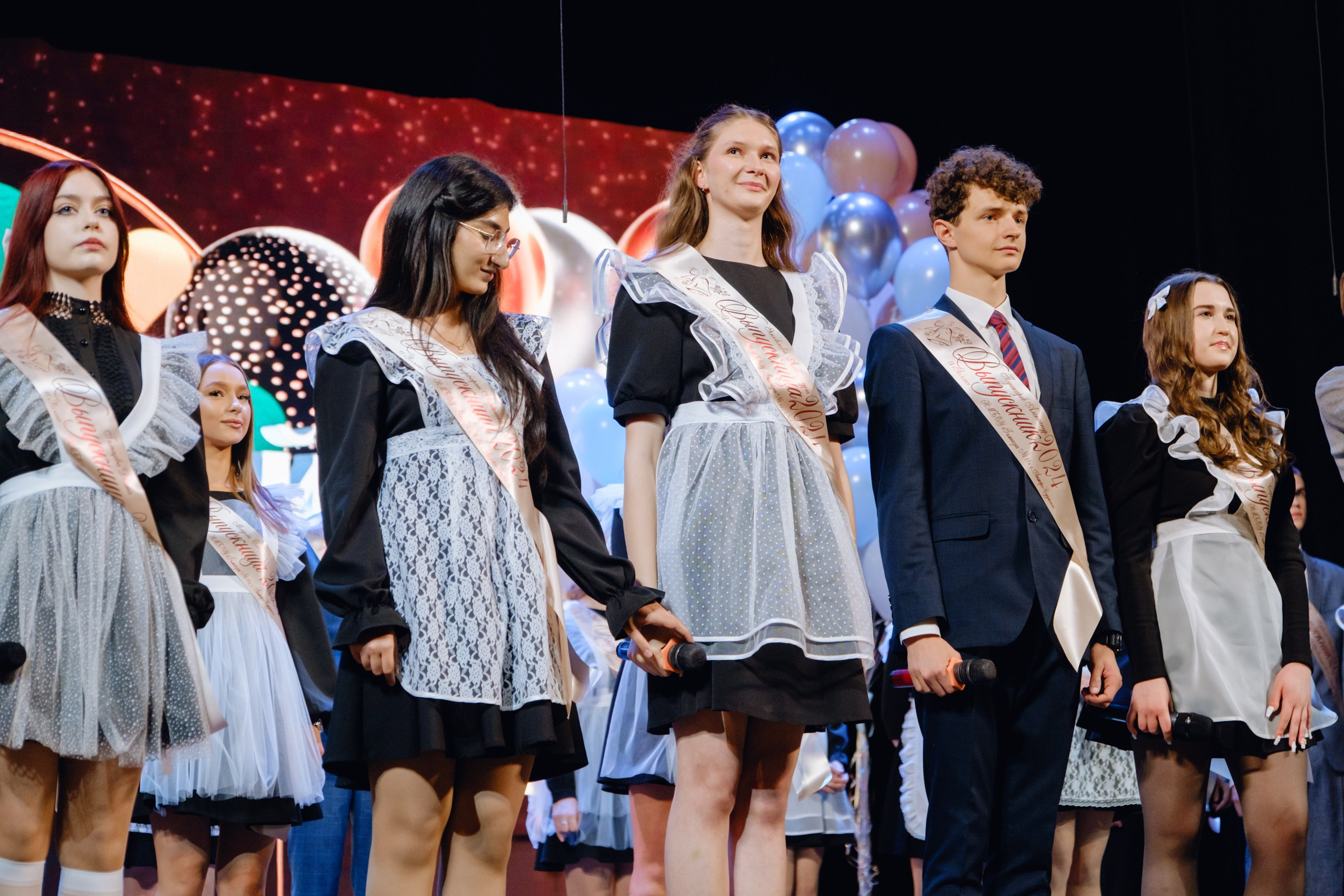 Последний звонок 11 класс. Фотограф Софья Володкина