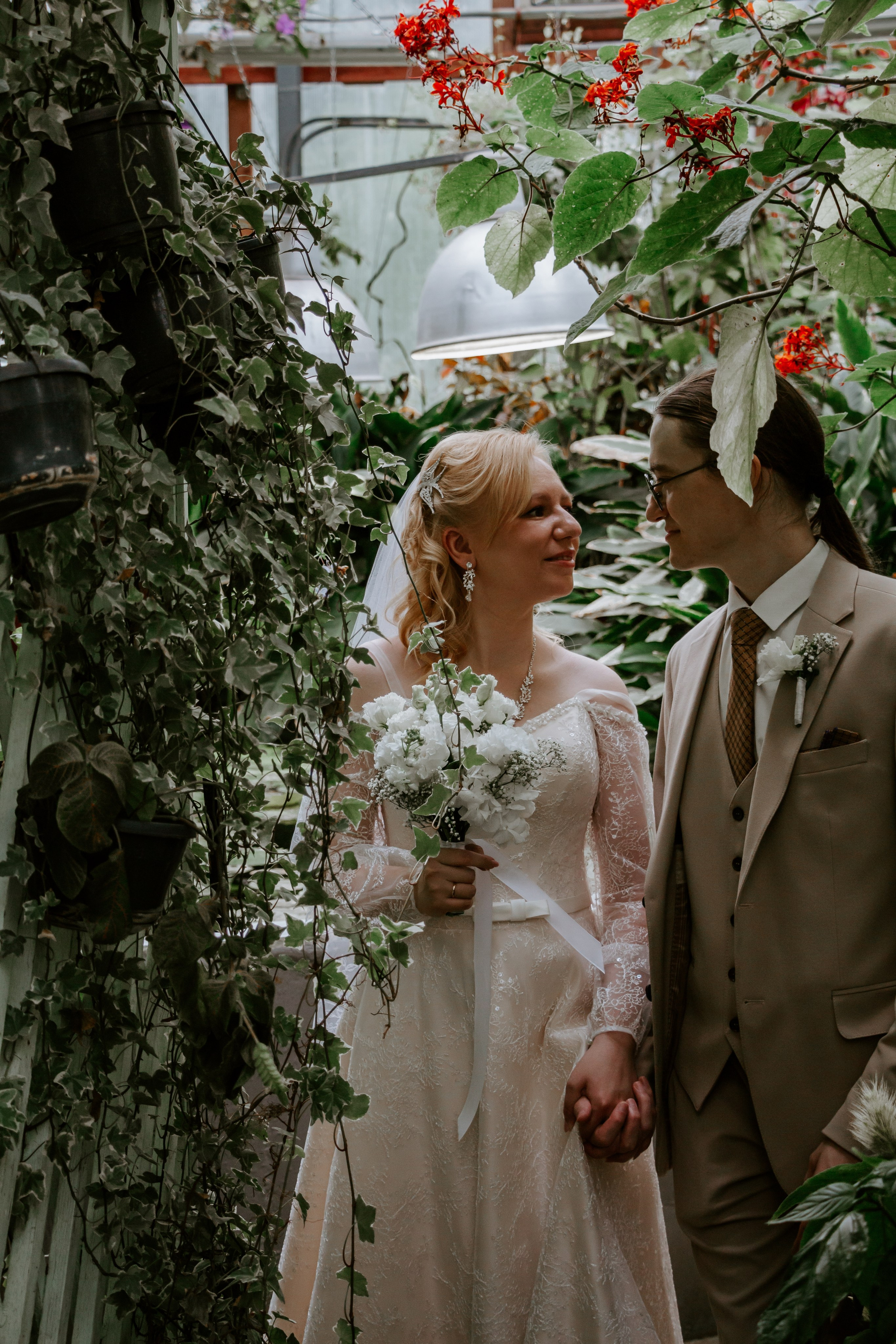 Свадебная фотосессия в оранжерее, Екатеринбург. Александр и Дарья. Фотограф в Екатеринбурге Пойгина Елена