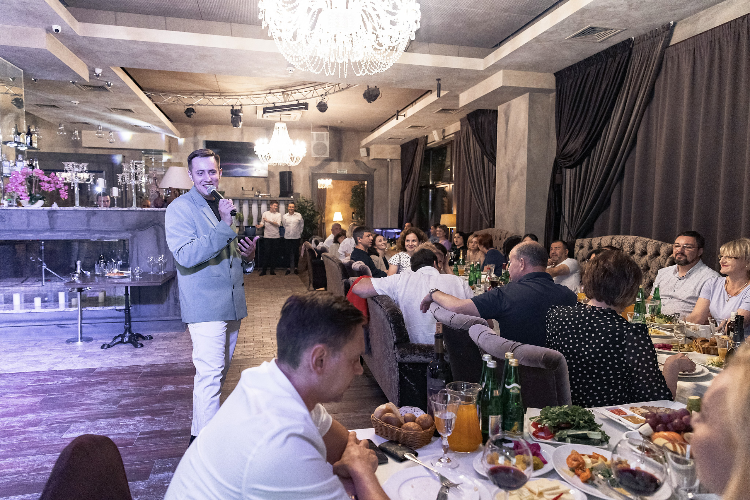 11 класс Гимназия 69. Фотограф и Видеограф в Краснодаре Юлия Солодченко