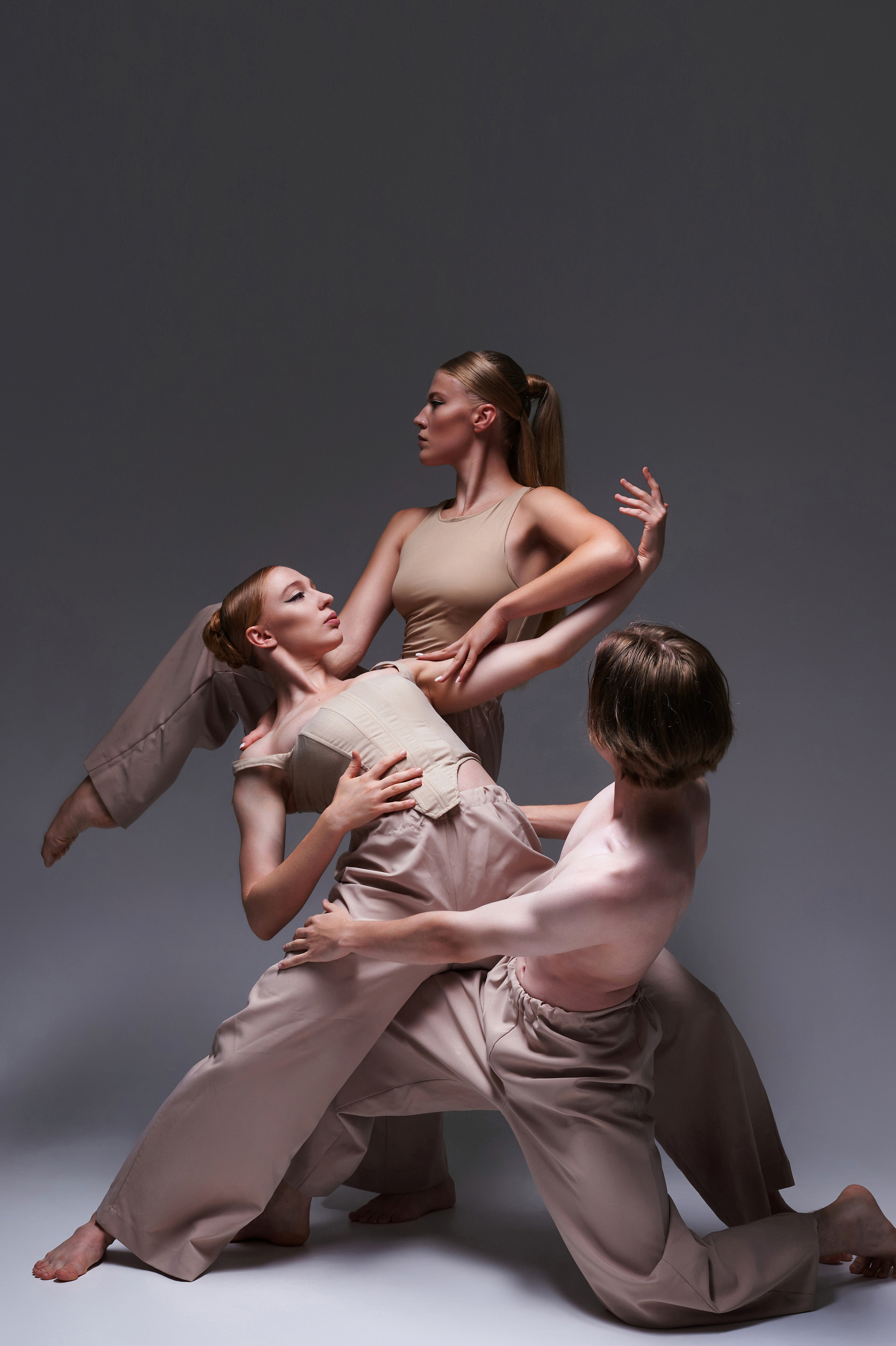 Фотограф Краснодар Арт Фешн. Портретный, семейный и beauty фотограф в Краснодаре Артемий Сметанин