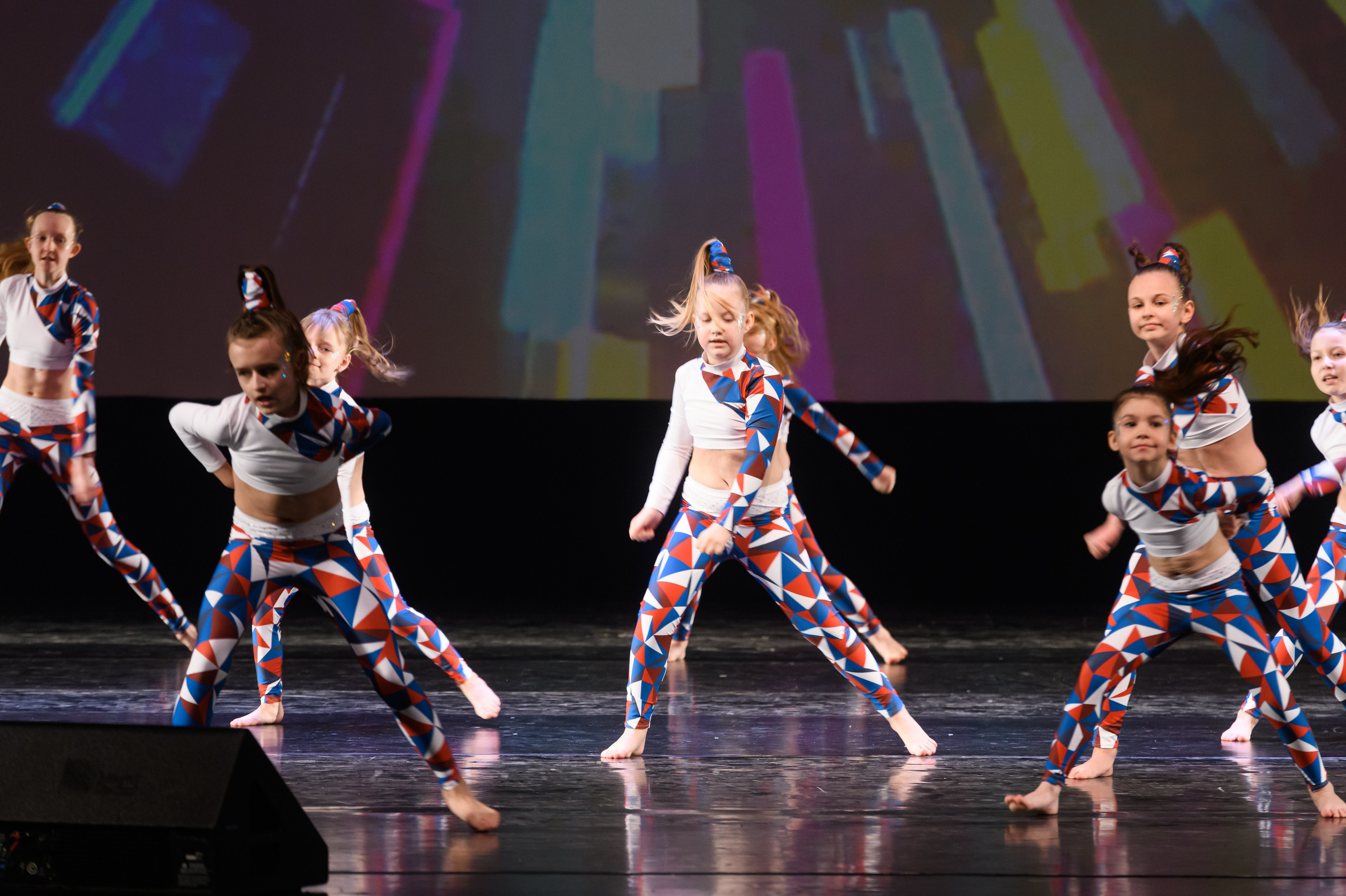 23 апреля, часть 2, БКЗ Октябрьский, г. Санкт-Петербург. Золотое яблочко