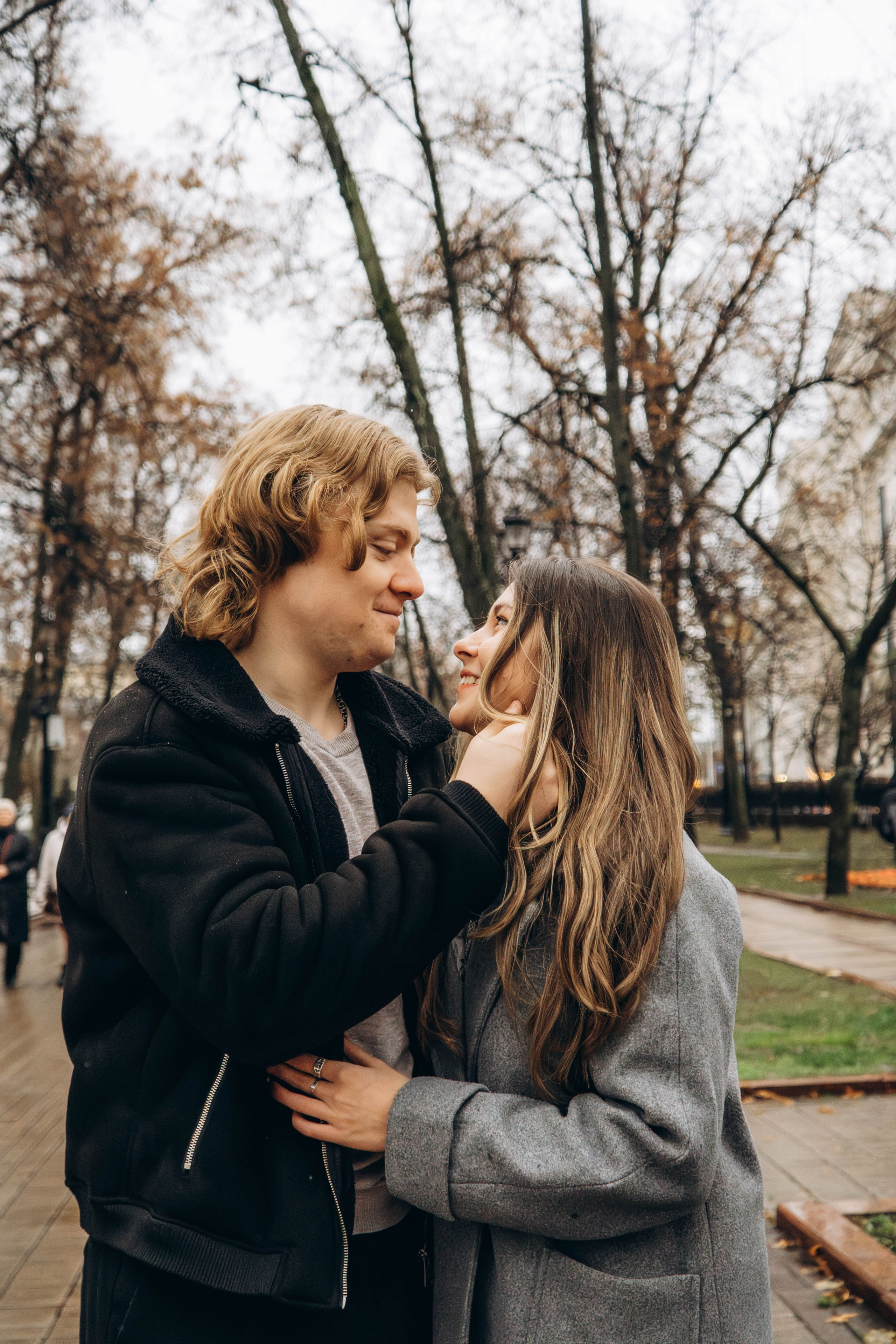 Саша и Максим. Чистые пруды. Фотограф Москва Валерия Веденина