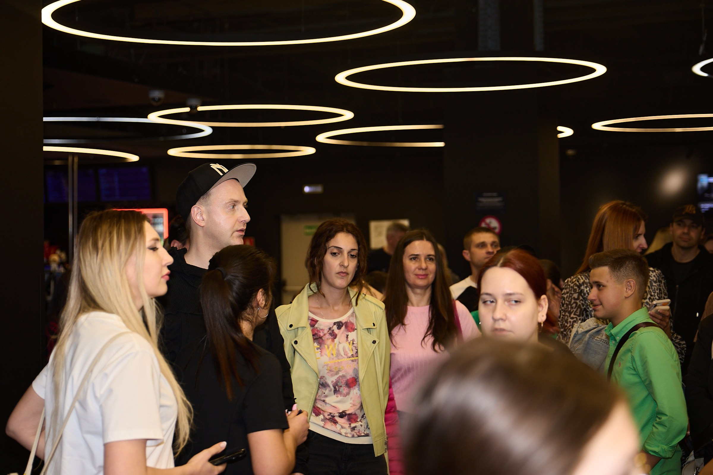 Кинотеатр Моремолл Сочи (Никита Тарасов). Профессиональный фотограф в Сочи Виктория Джой. Обучение