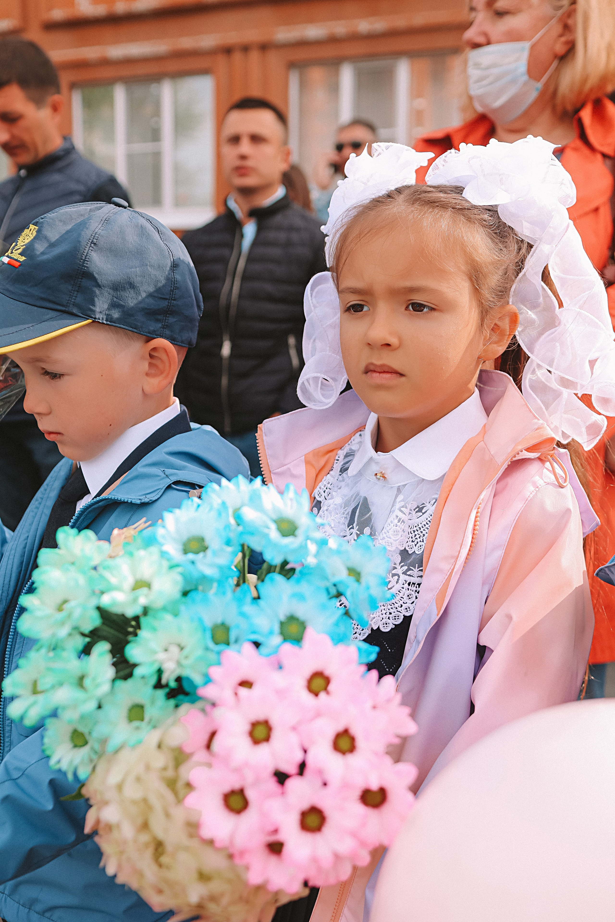 1 сентября линейка+кл час+портреты. Семейный фотограф Тюмень, фотограф на роды Салмина Мария