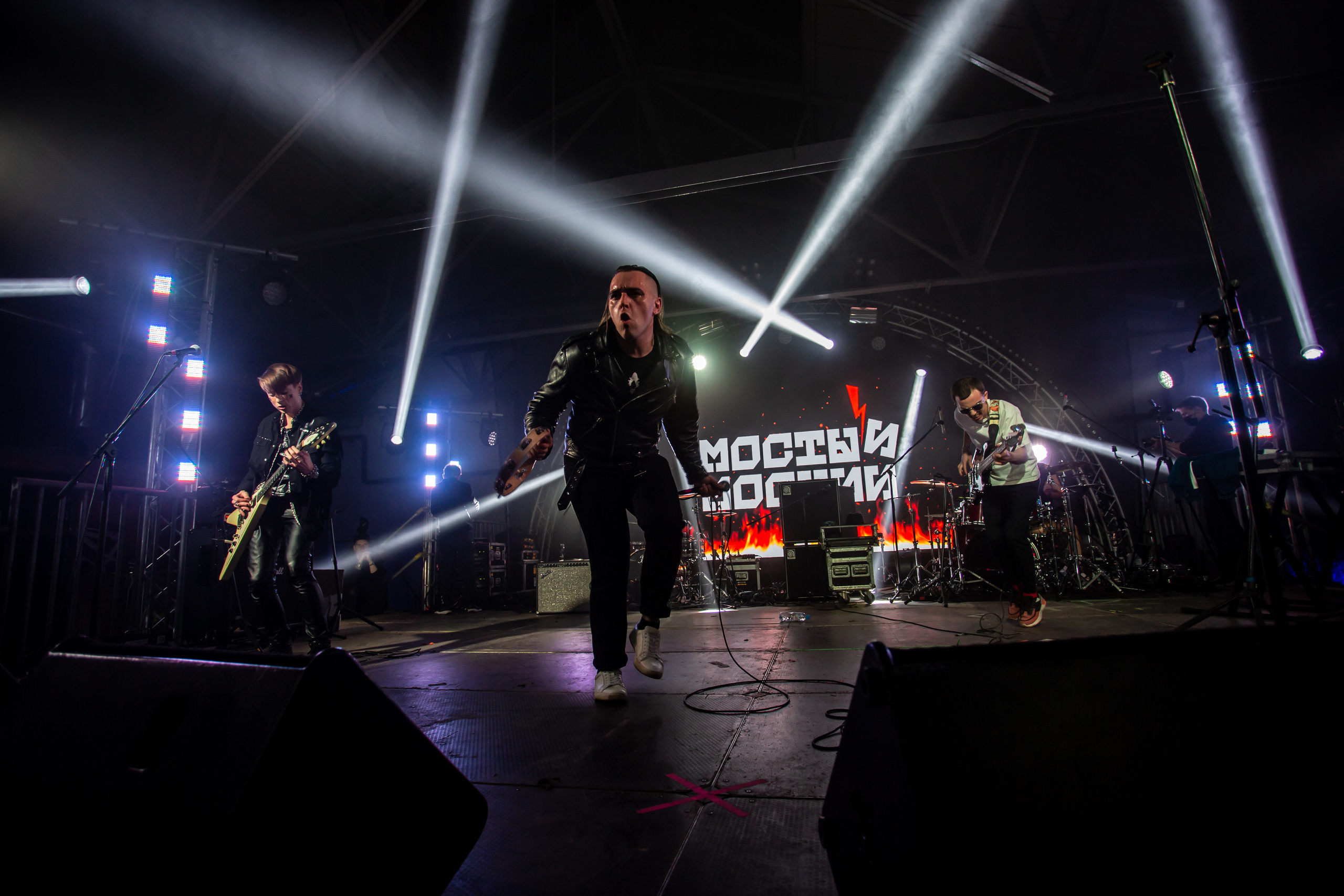 Группа Мосты и Молнии на фестивале Живой 10.10.2020. Фотограф Сонкина Татьяна