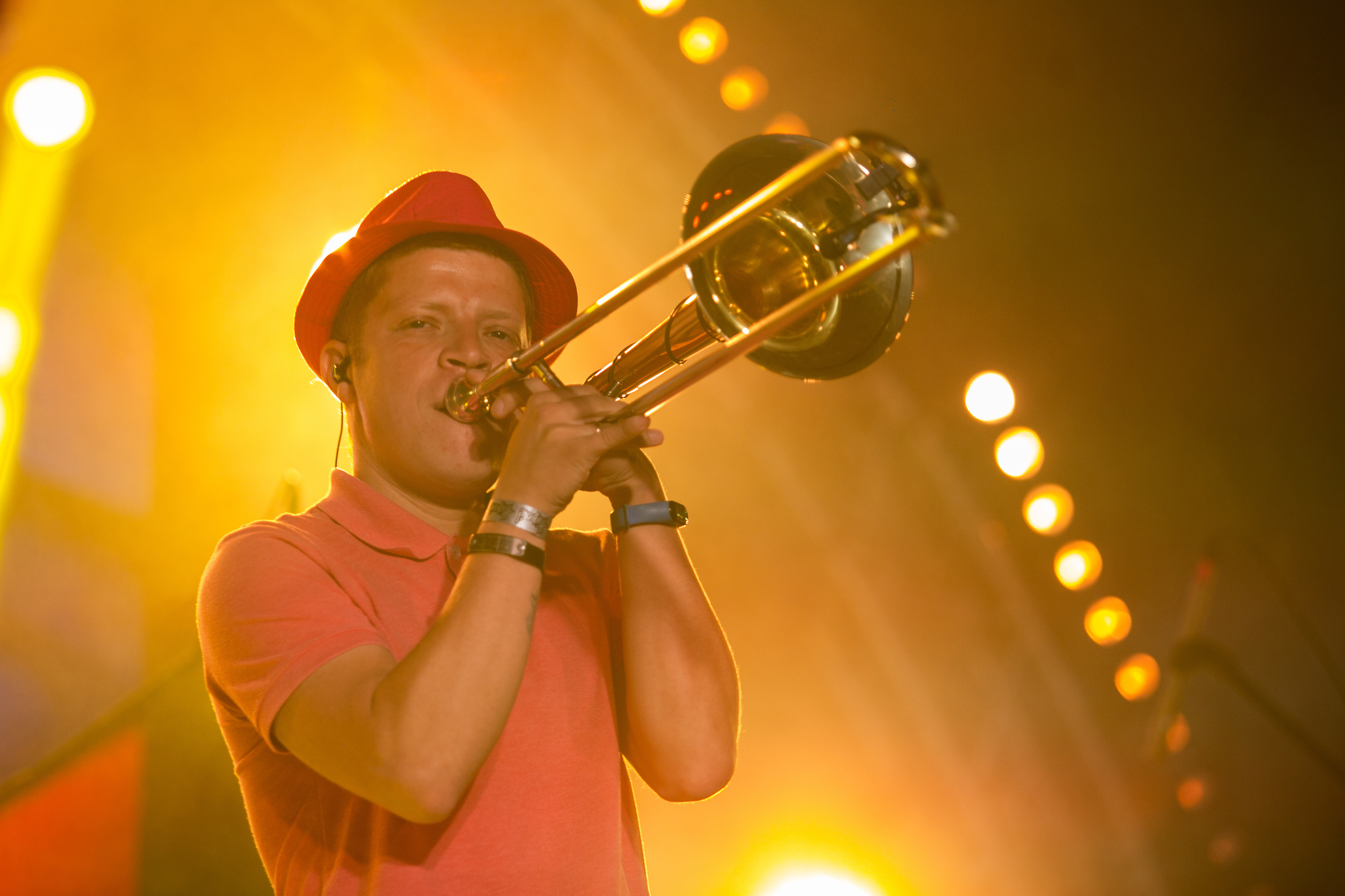 ЯМАЙСКИЙ И ОСТРОВИТЯНЕ (ЖИВОЙ). Photographer Sonkina Tatiana (Tanya Ash)